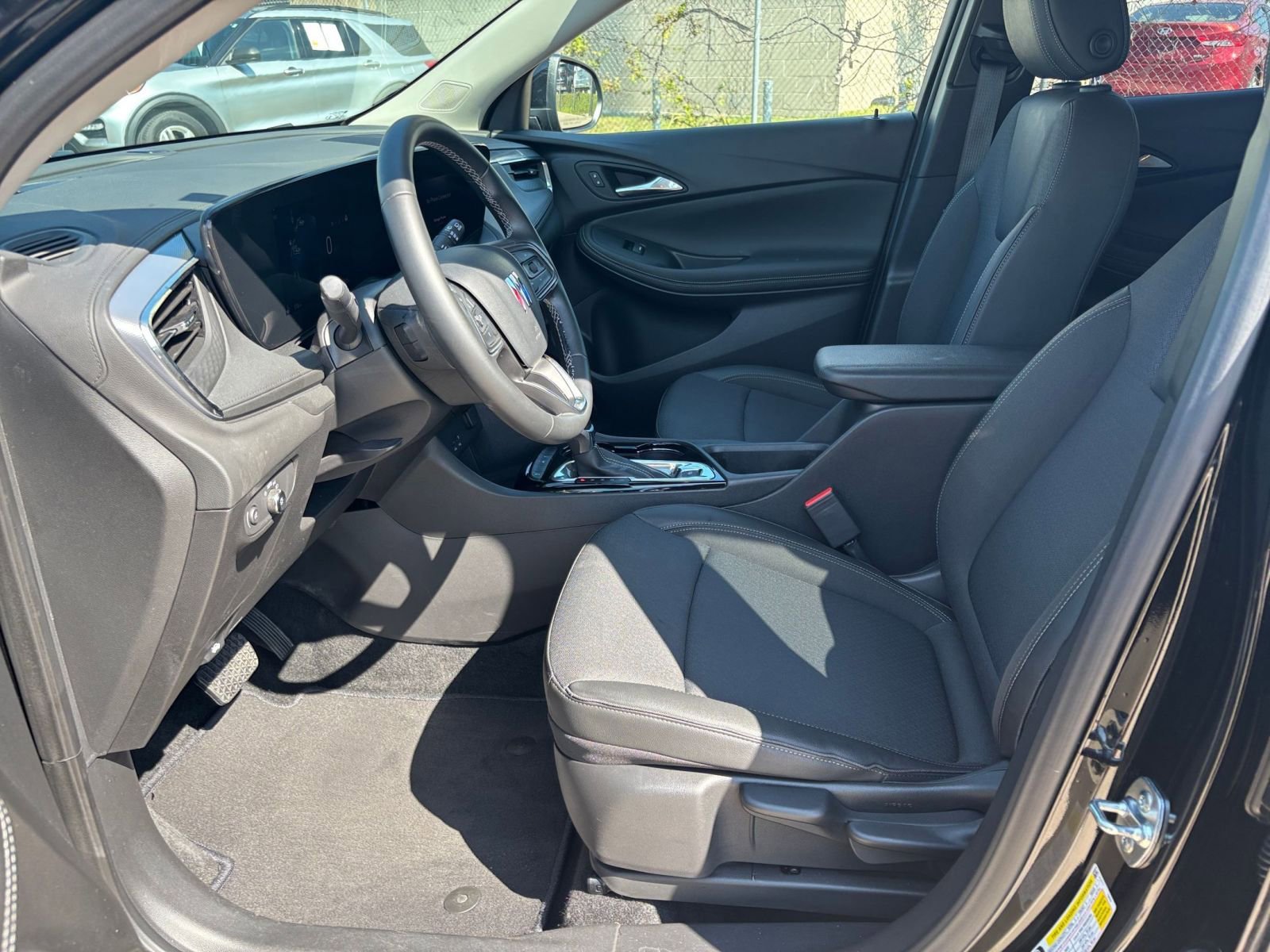 Thumbnail: 2025 Buick Encore GX - 24