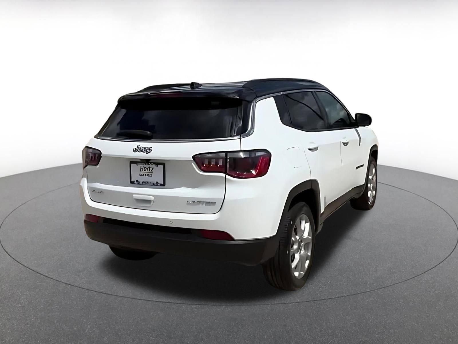 Thumbnail: 2025 Jeep Compass - 15