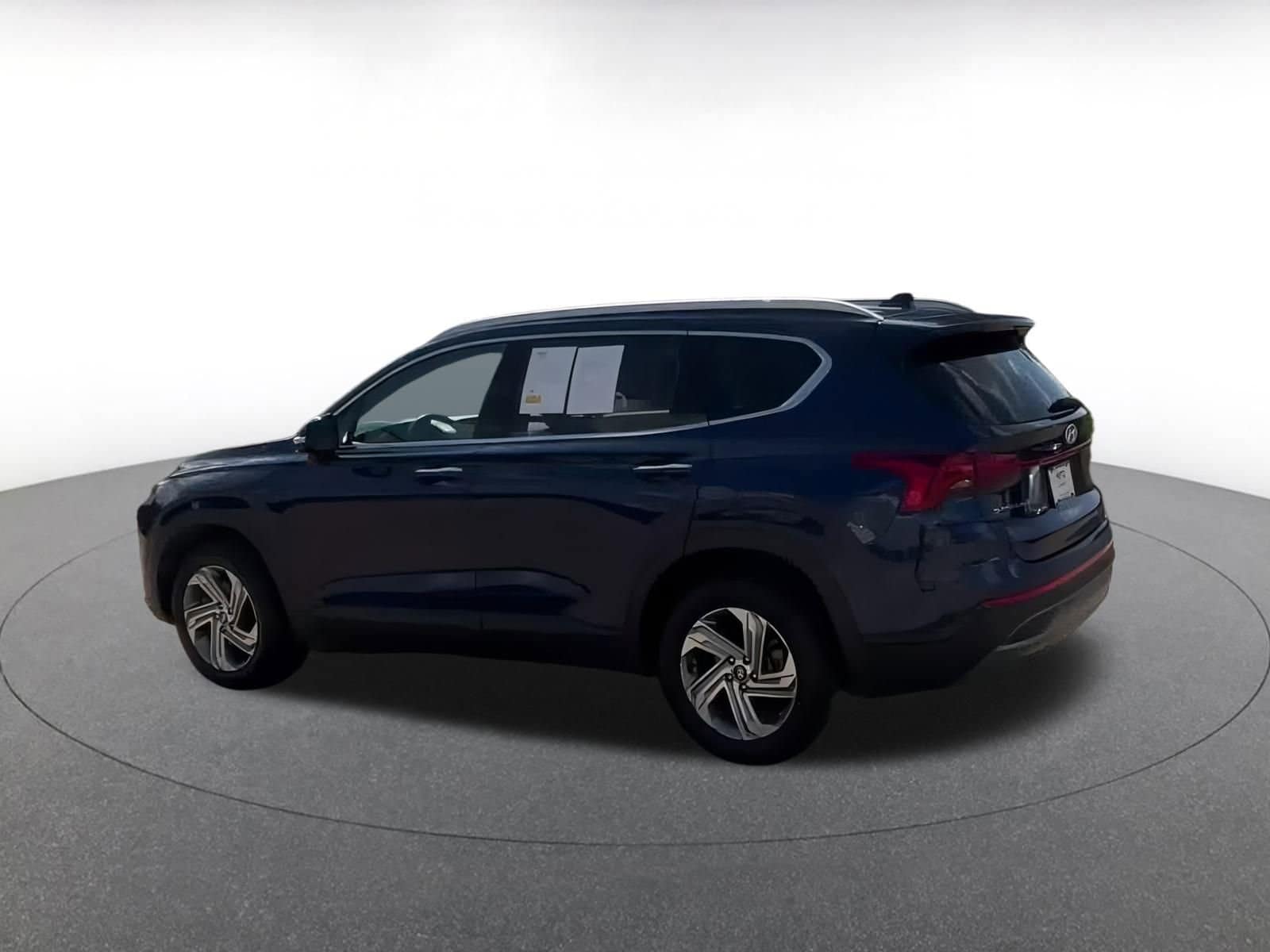 Thumbnail: 2023 Hyundai Santa Fe - 10