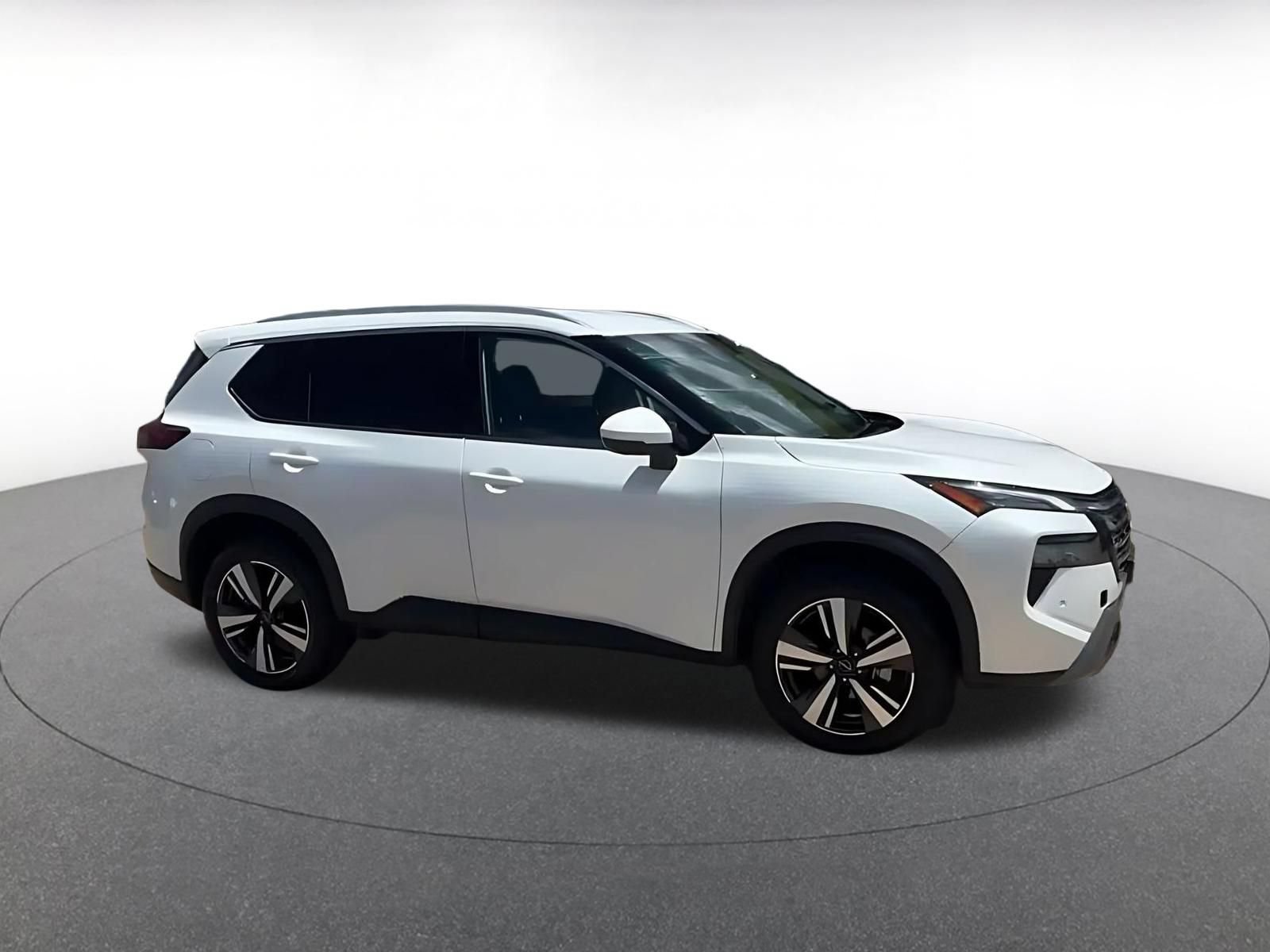 Thumbnail: 2026 Nissan Rogue - 2