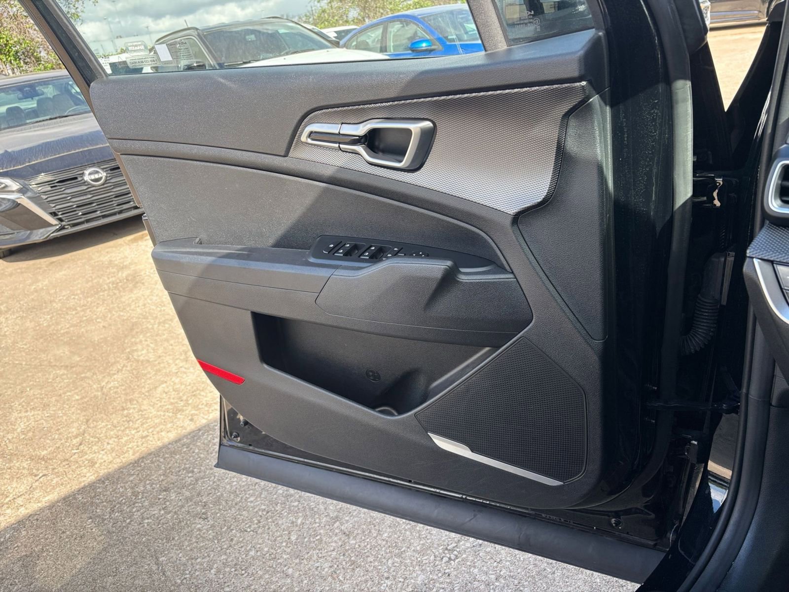 Thumbnail: 2025 Kia Sportage - 18