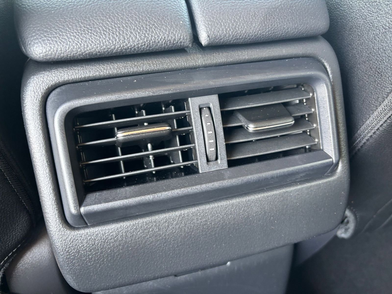 Thumbnail: 2025 Mazda CX-50 - 23