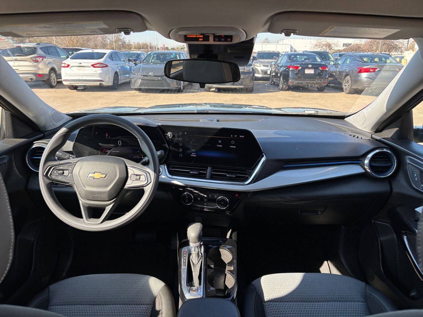 Thumbnail: 2025 Chevrolet Trax - 32