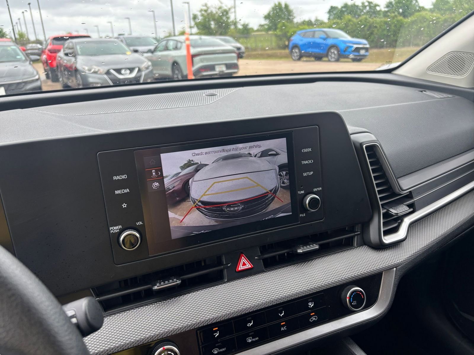 Thumbnail: 2025 Kia Sportage - 23