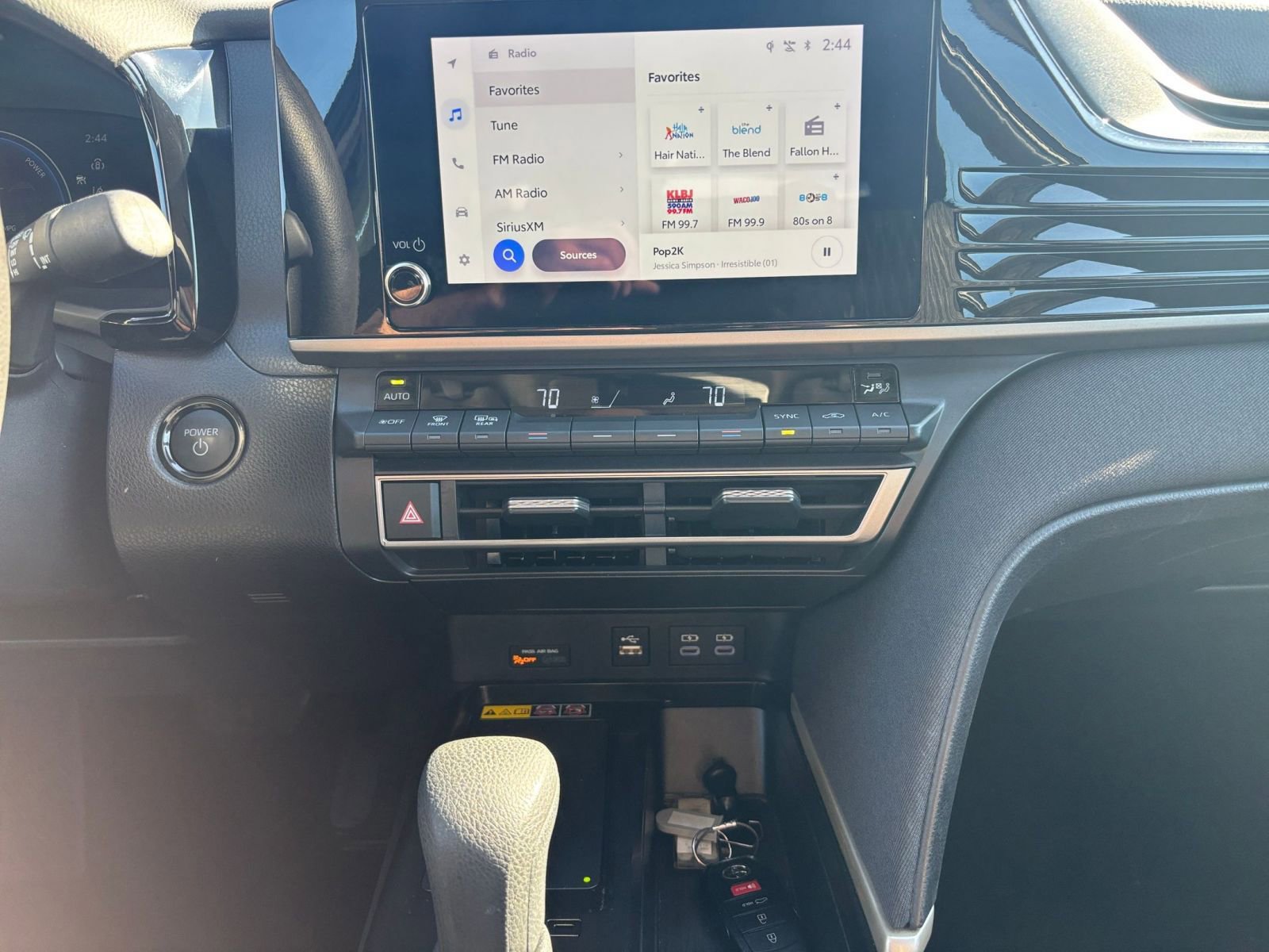 Thumbnail: 2025 Toyota Camry - 18