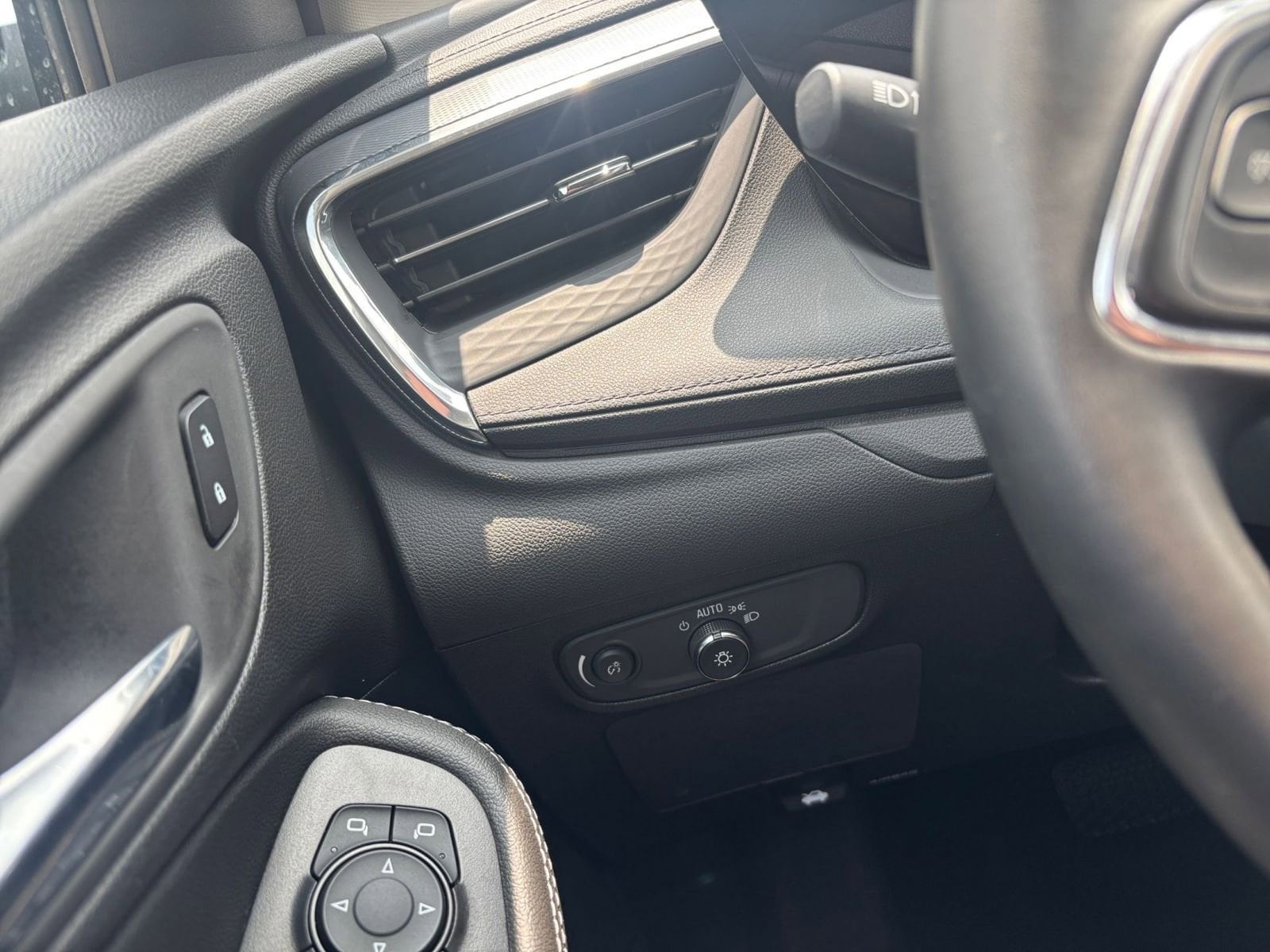 Thumbnail: 2025 Buick Encore GX - 33