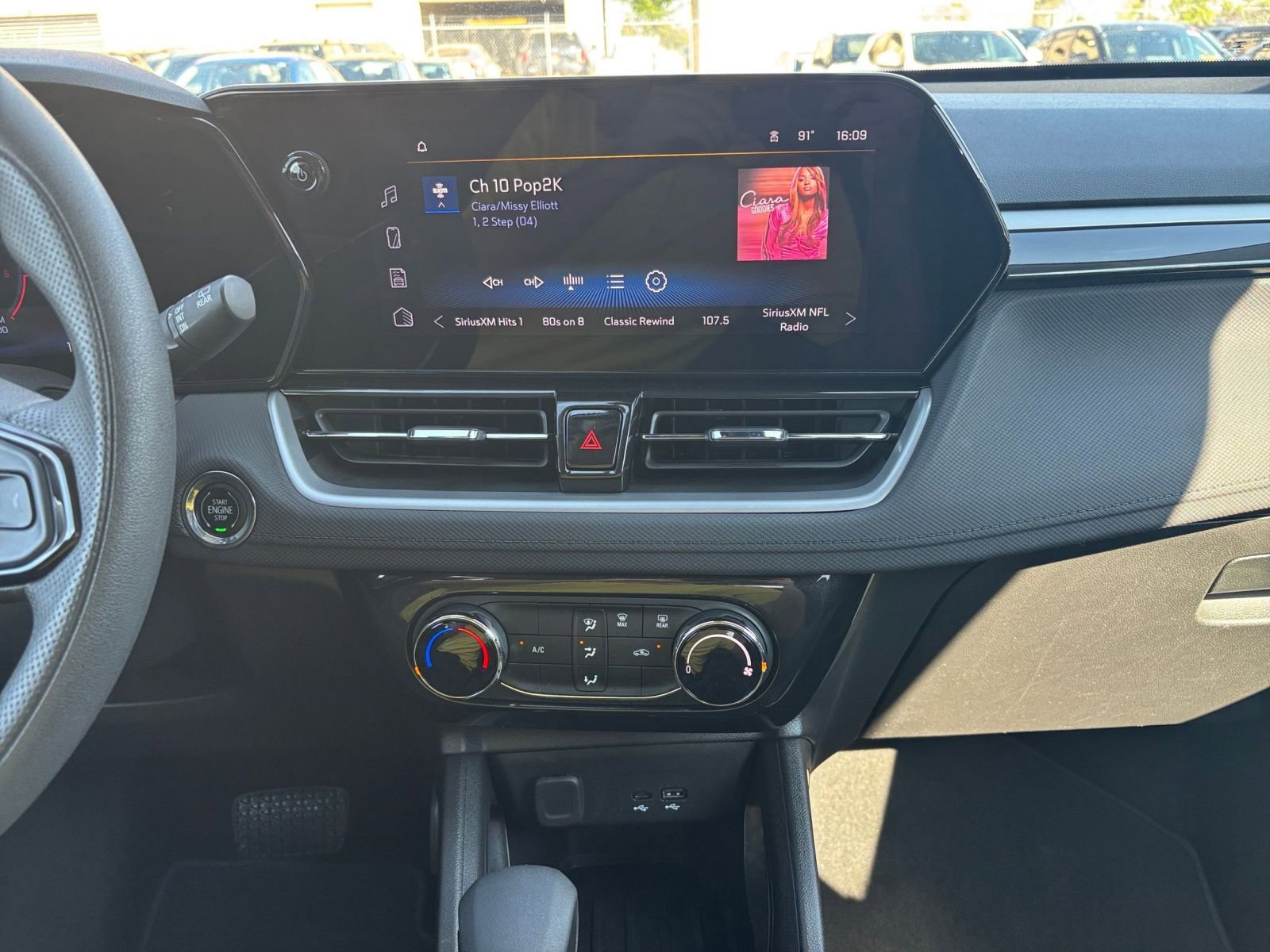 Thumbnail: 2025 Chevrolet TrailBlazer - 18