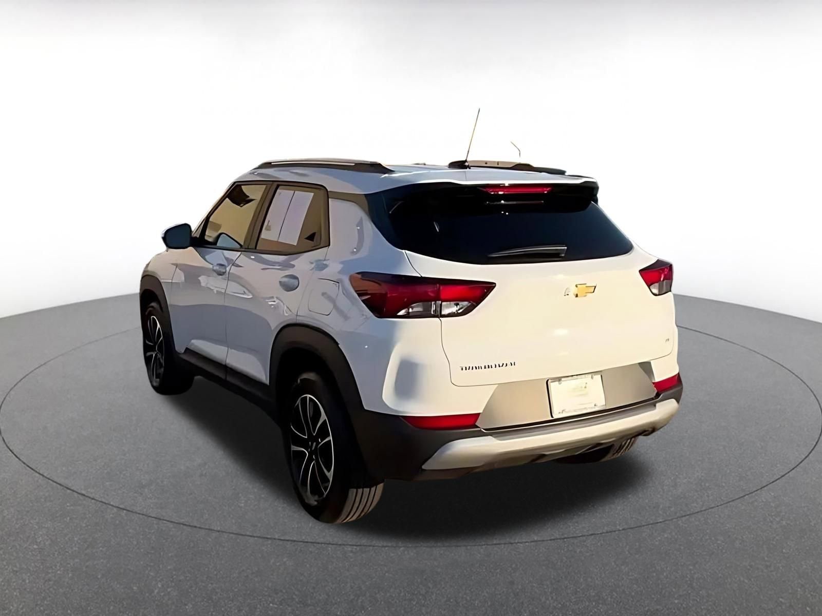 Thumbnail: 2025 Chevrolet TrailBlazer - 14