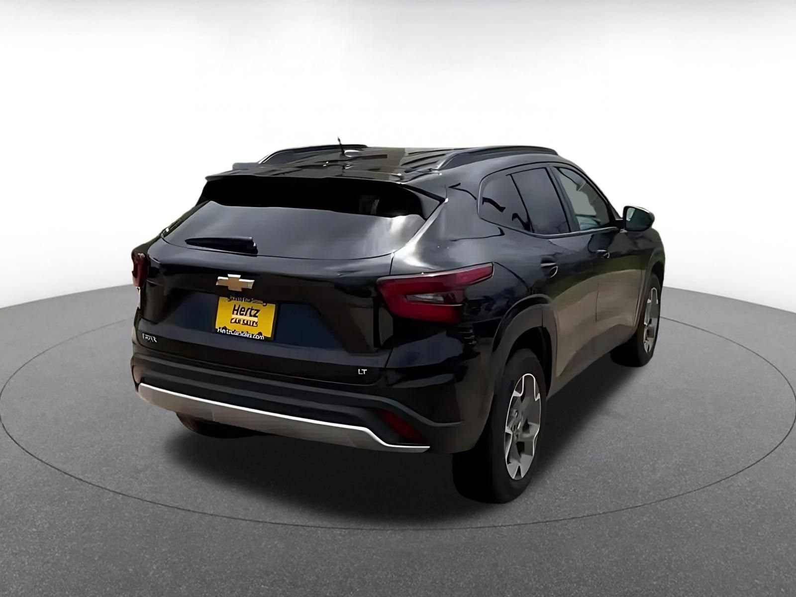 Thumbnail: 2025 Chevrolet Trax - 15