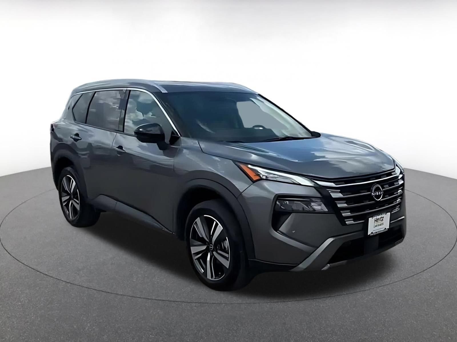 Thumbnail: 2026 Nissan Rogue - 3