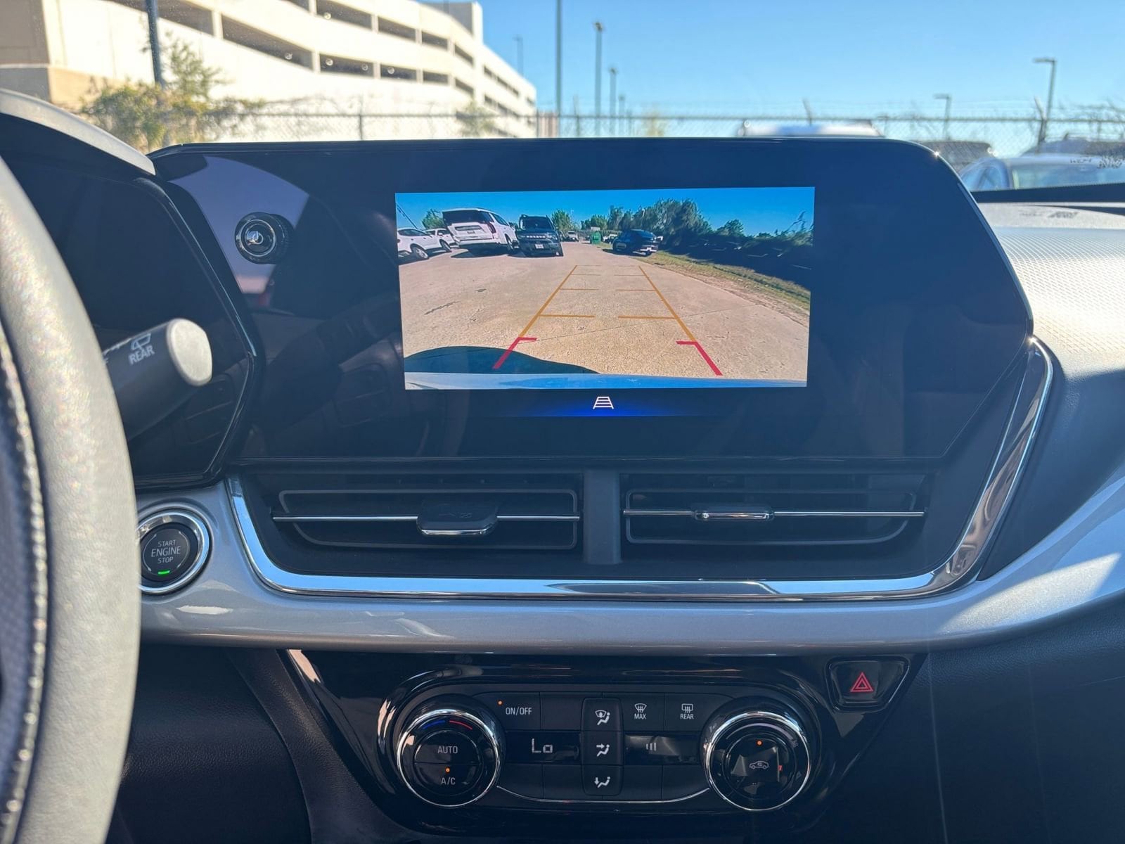 Thumbnail: 2025 Chevrolet Trax - 17