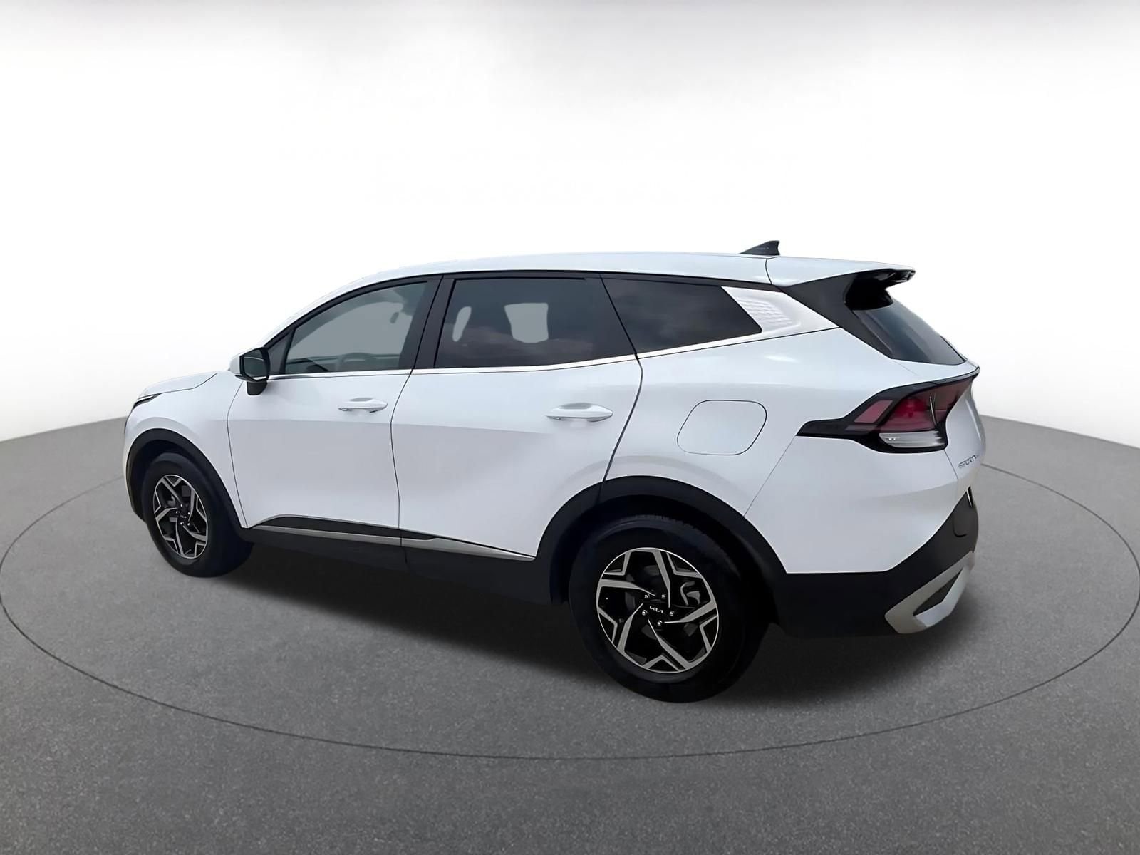 Thumbnail: 2025 Kia Sportage - 10