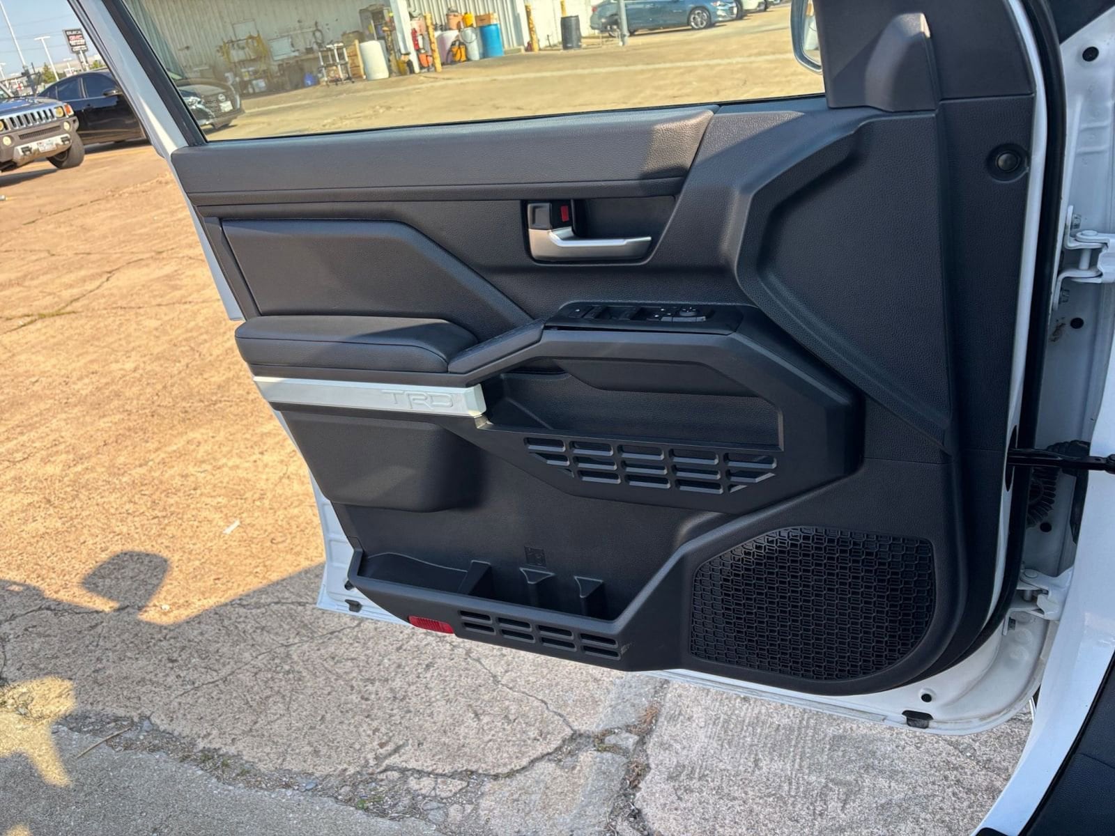 Thumbnail: 2024 Toyota Tacoma - 18