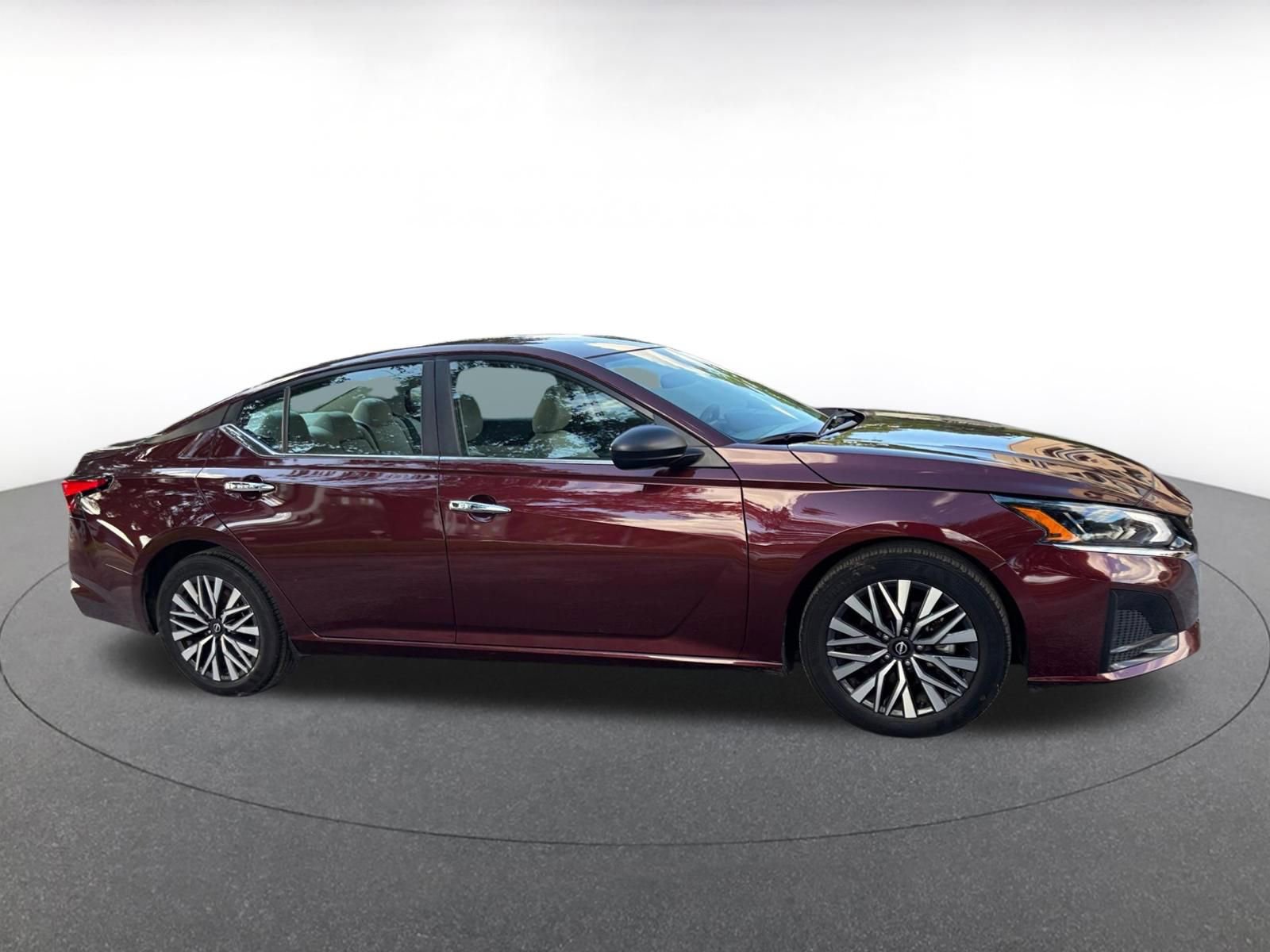 Thumbnail: 2025 Nissan Altima - 15