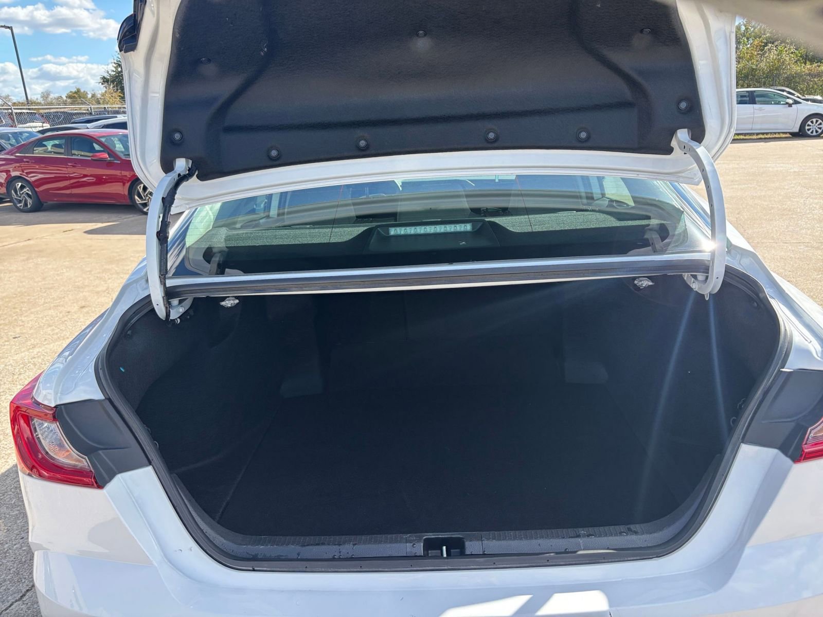 Thumbnail: 2025 Toyota Camry - 30