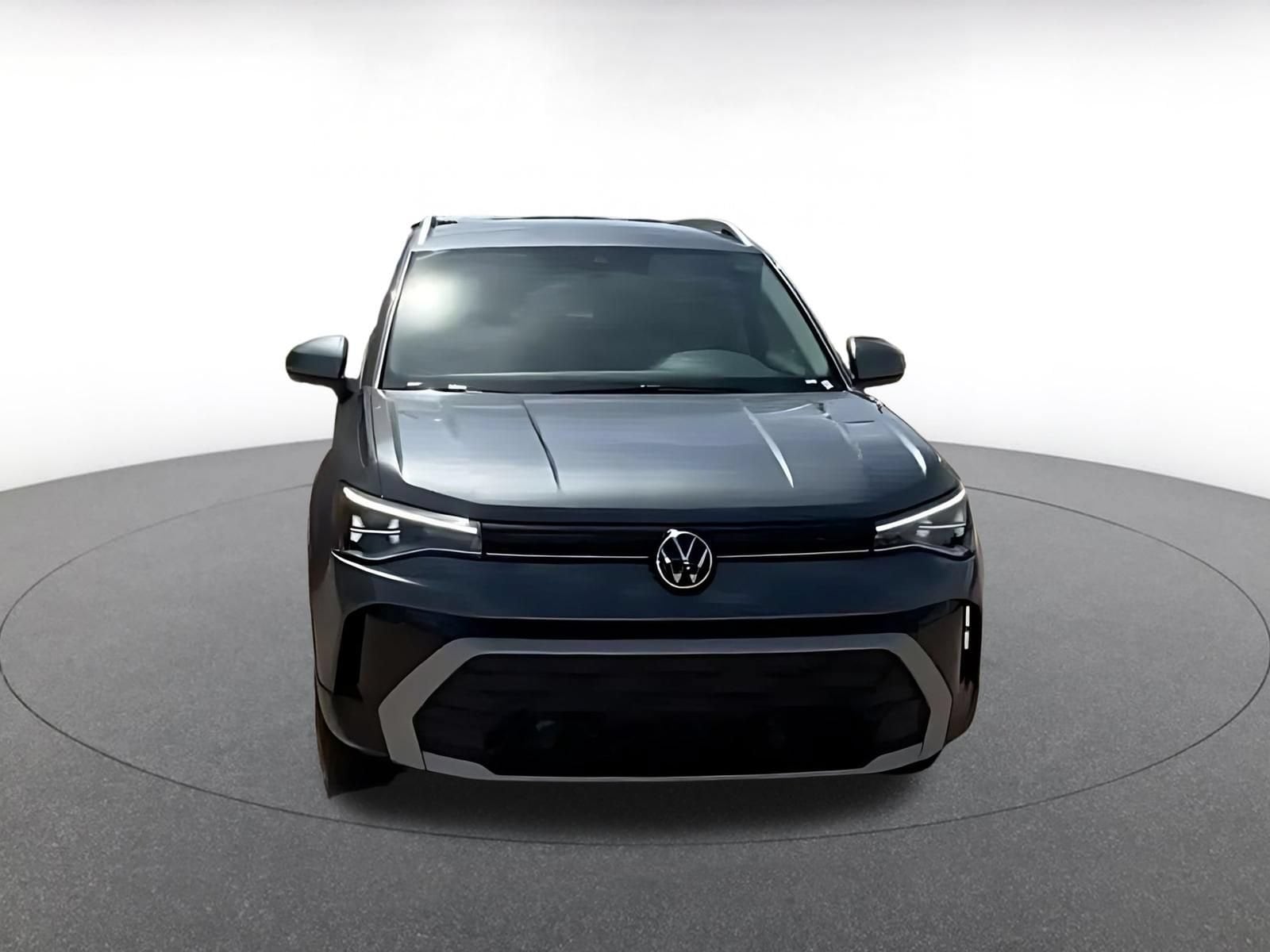 Thumbnail: 2026 Volkswagen Taos - 4