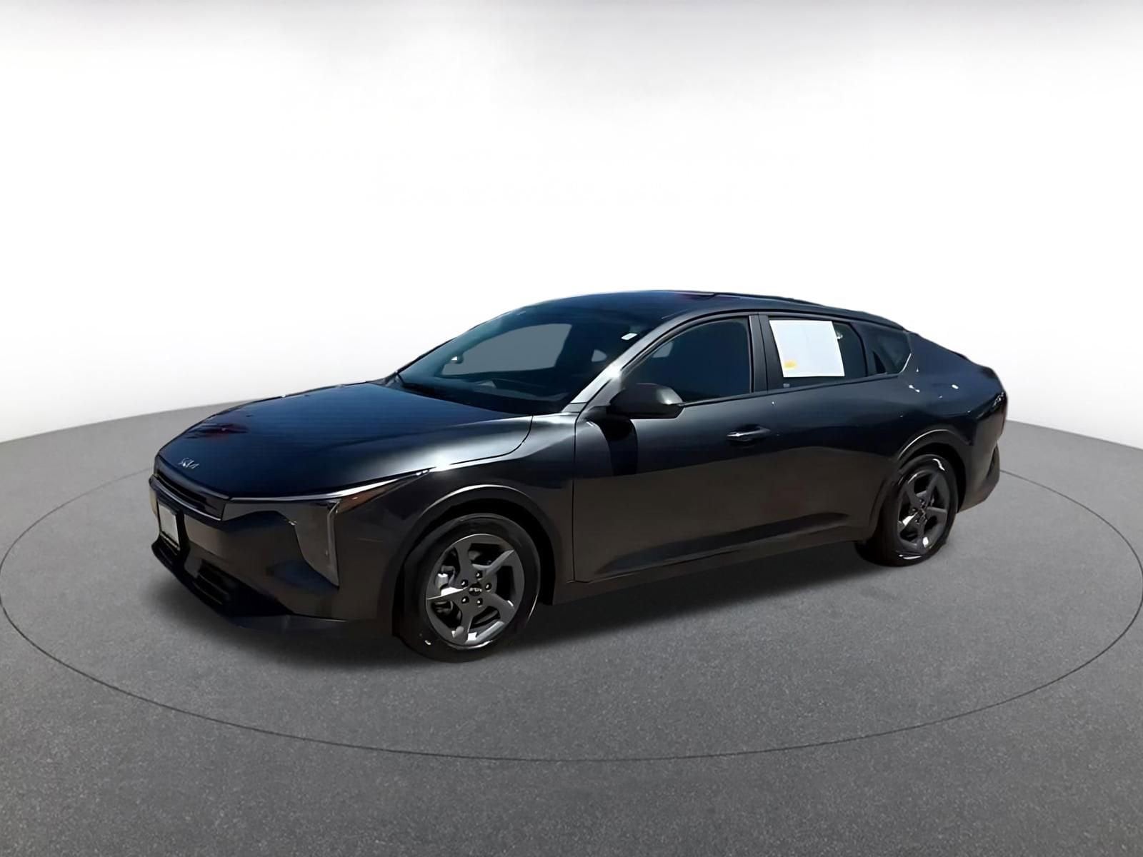 Thumbnail: 2025 Kia K4 - 3