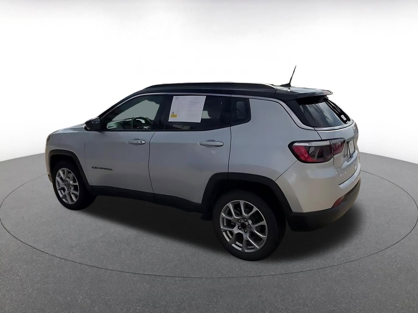 Thumbnail: 2025 Jeep Compass - 10