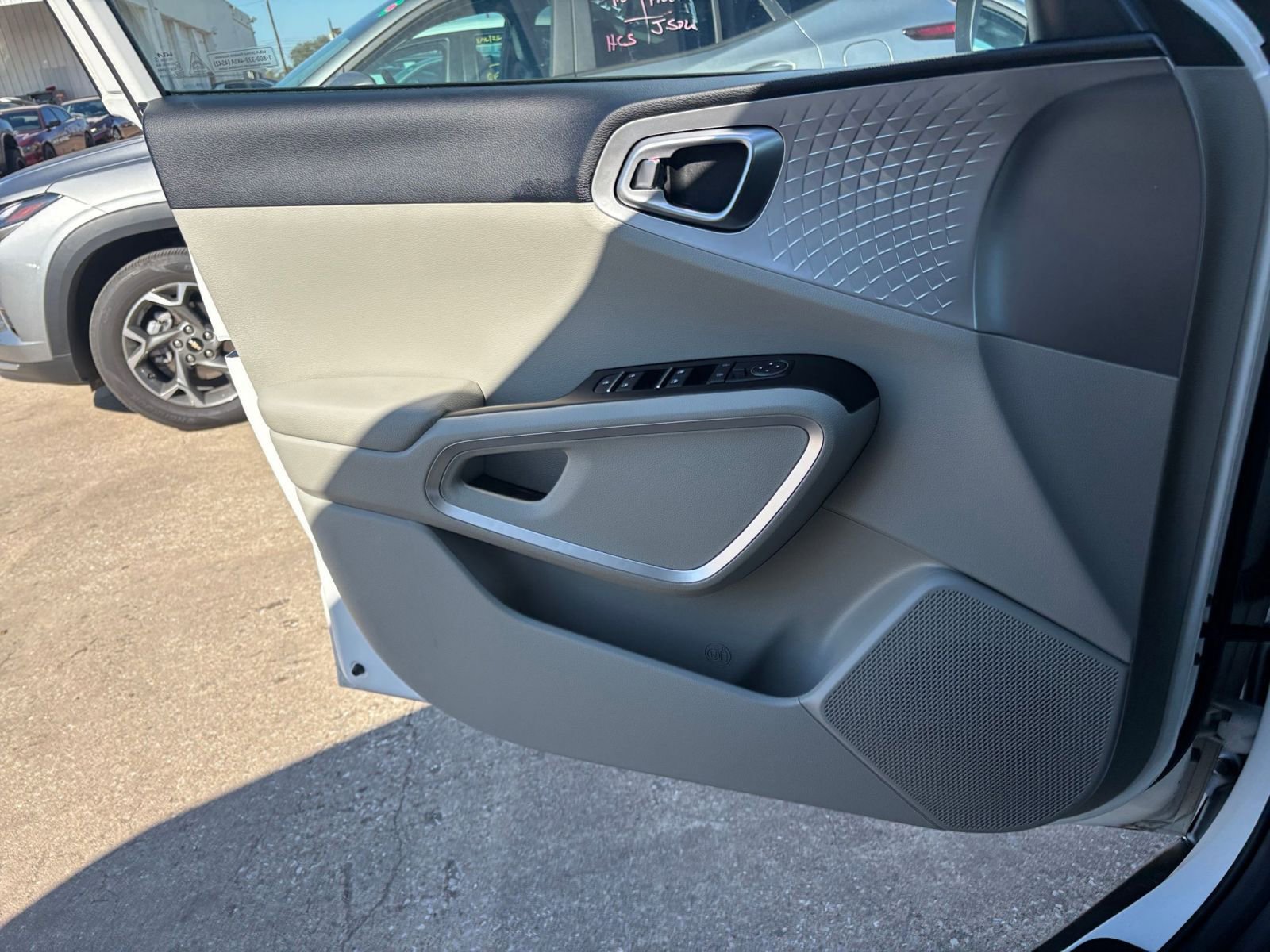 Thumbnail: 2025 Kia Soul - 18