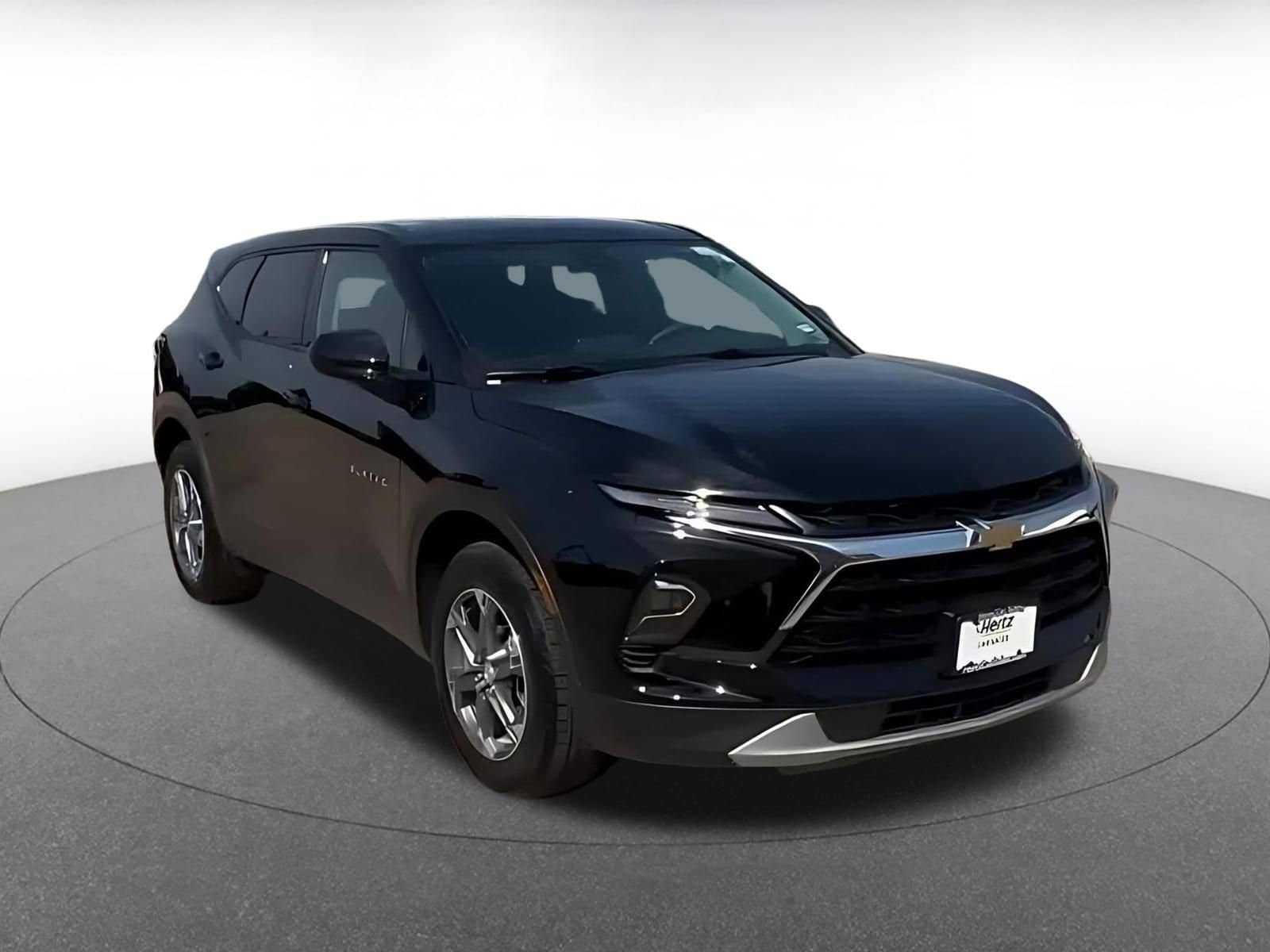Thumbnail: 2025 Chevrolet Blazer - 3
