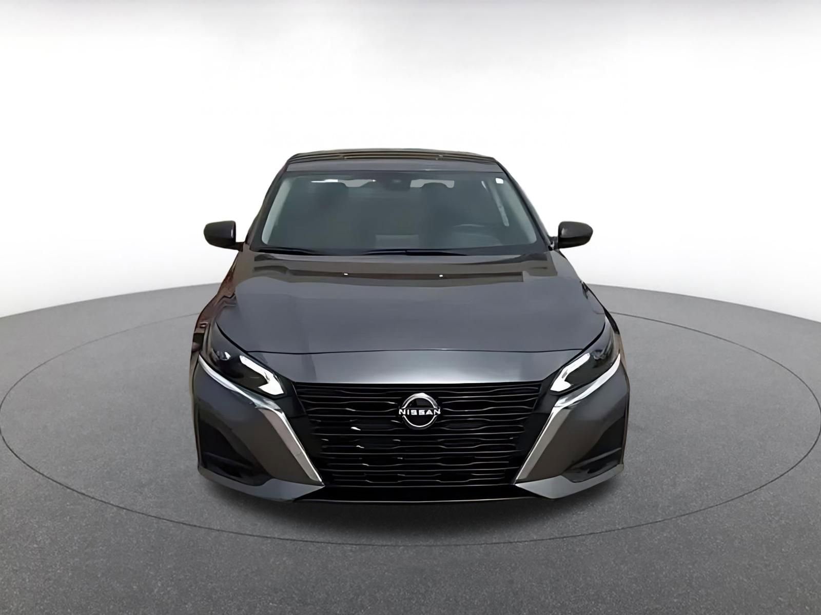 Thumbnail: 2025 Nissan Altima - 4