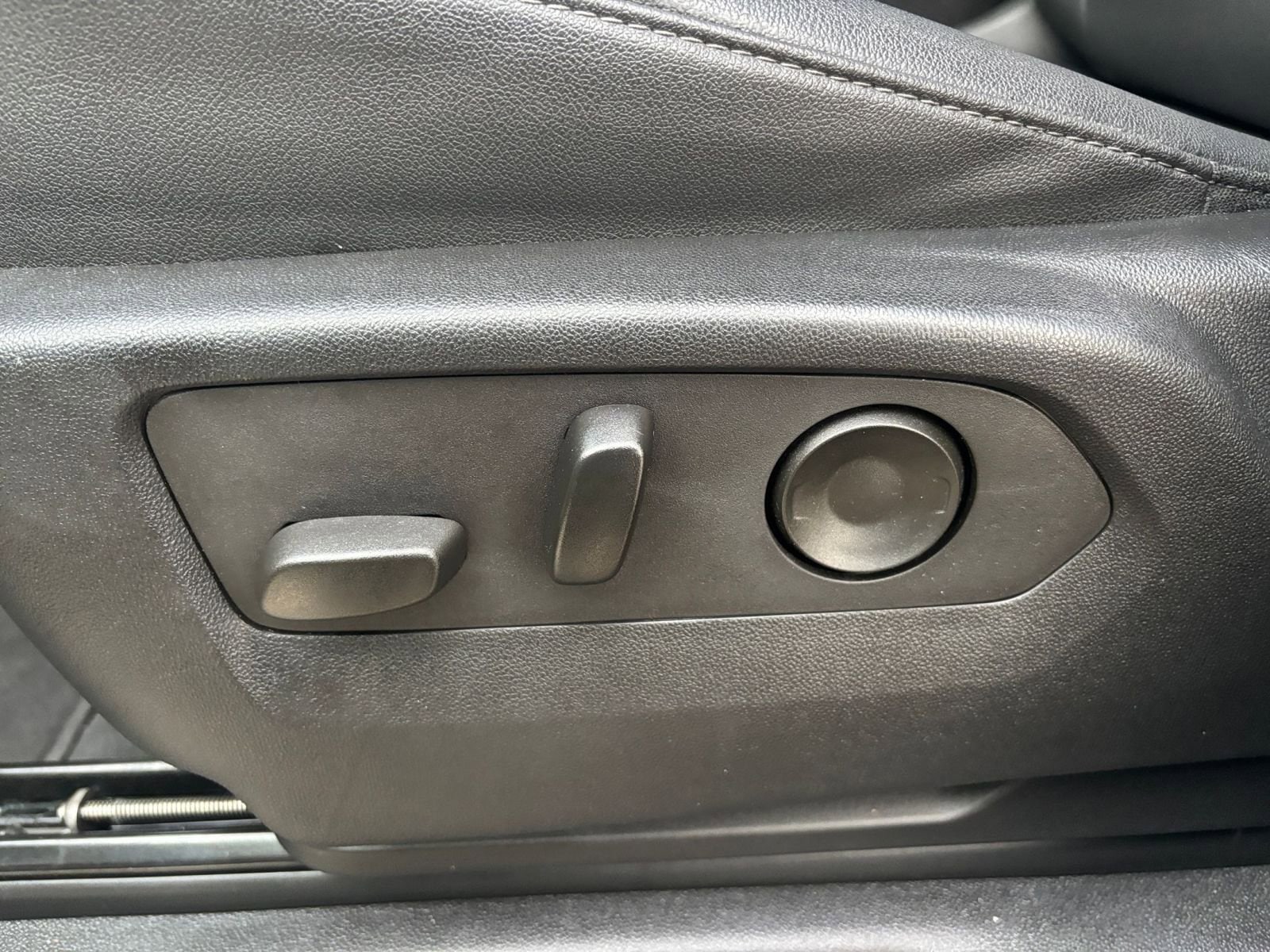 Thumbnail: 2024 Chevrolet Tahoe - 22