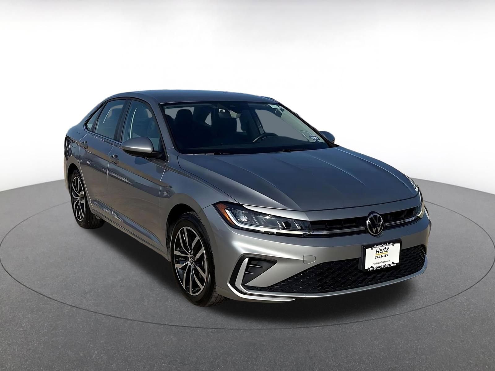 Thumbnail: 2025 Volkswagen Jetta - 1