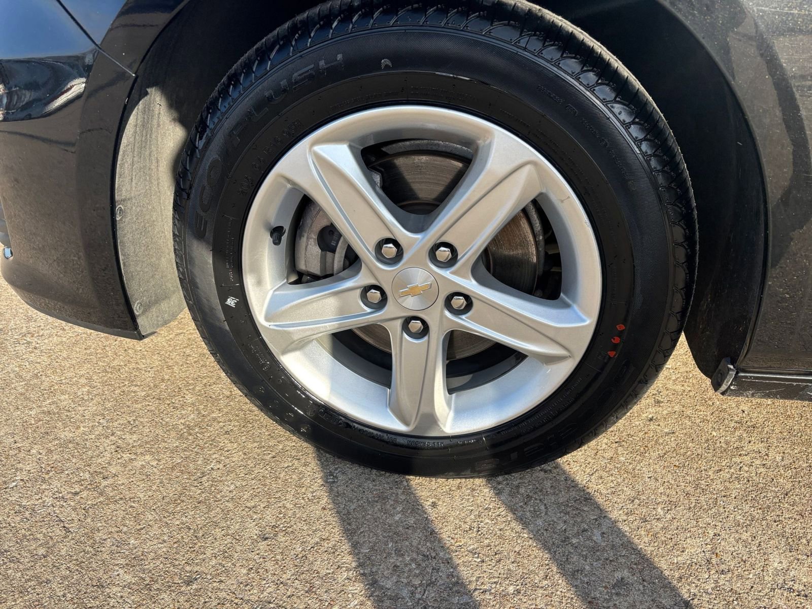 Thumbnail: 2023 Chevrolet Malibu - 30