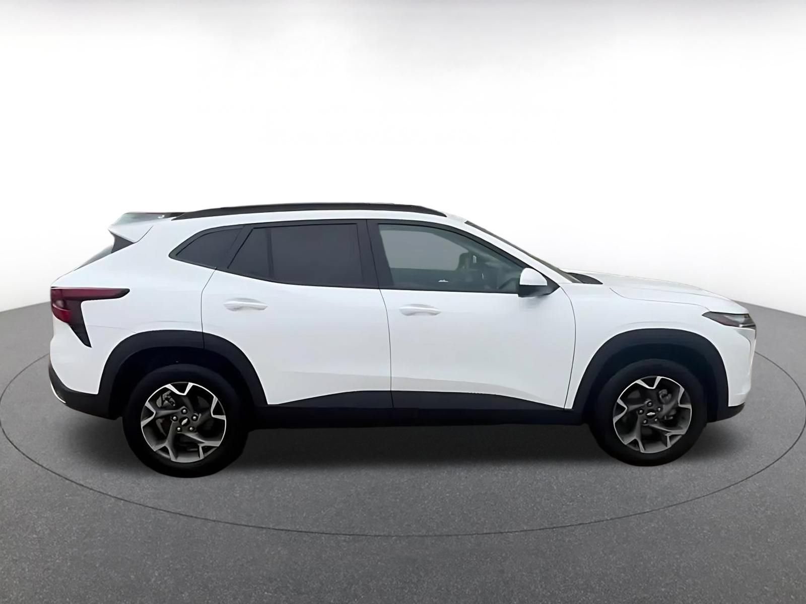 Thumbnail: 2025 Chevrolet Trax - 13
