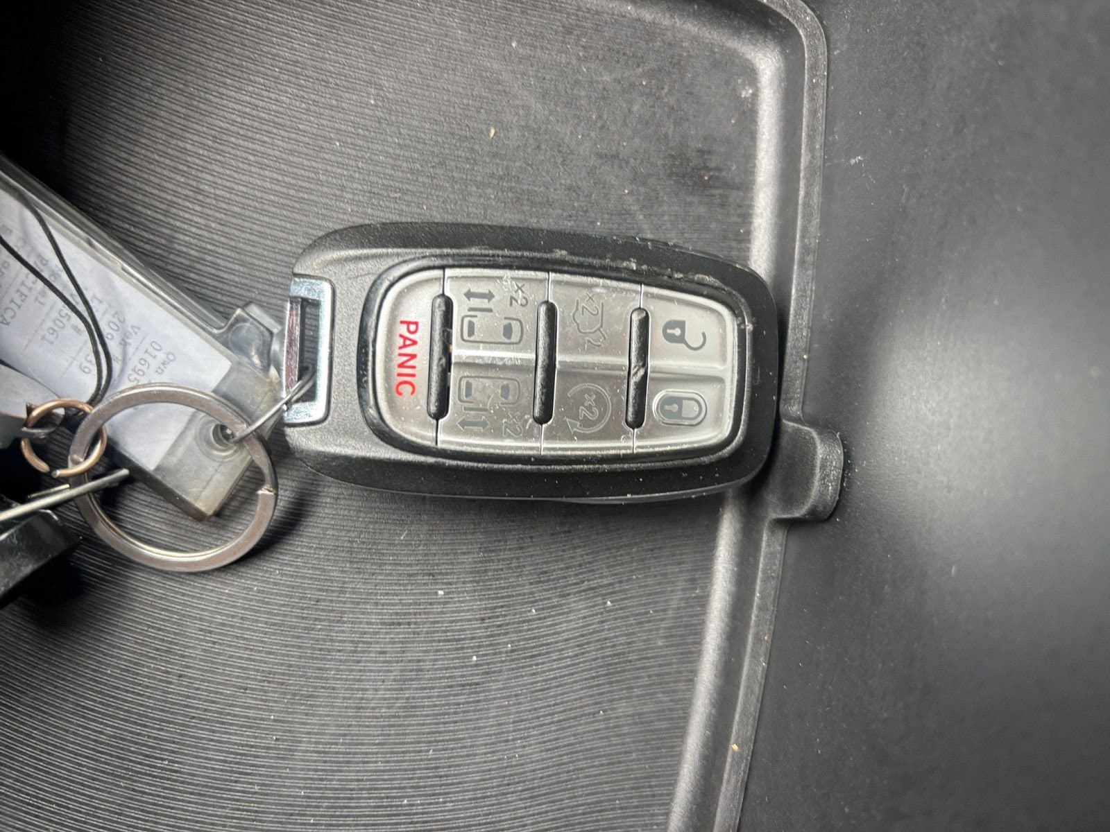 Thumbnail: 2025 Chrysler Pacifica - 20