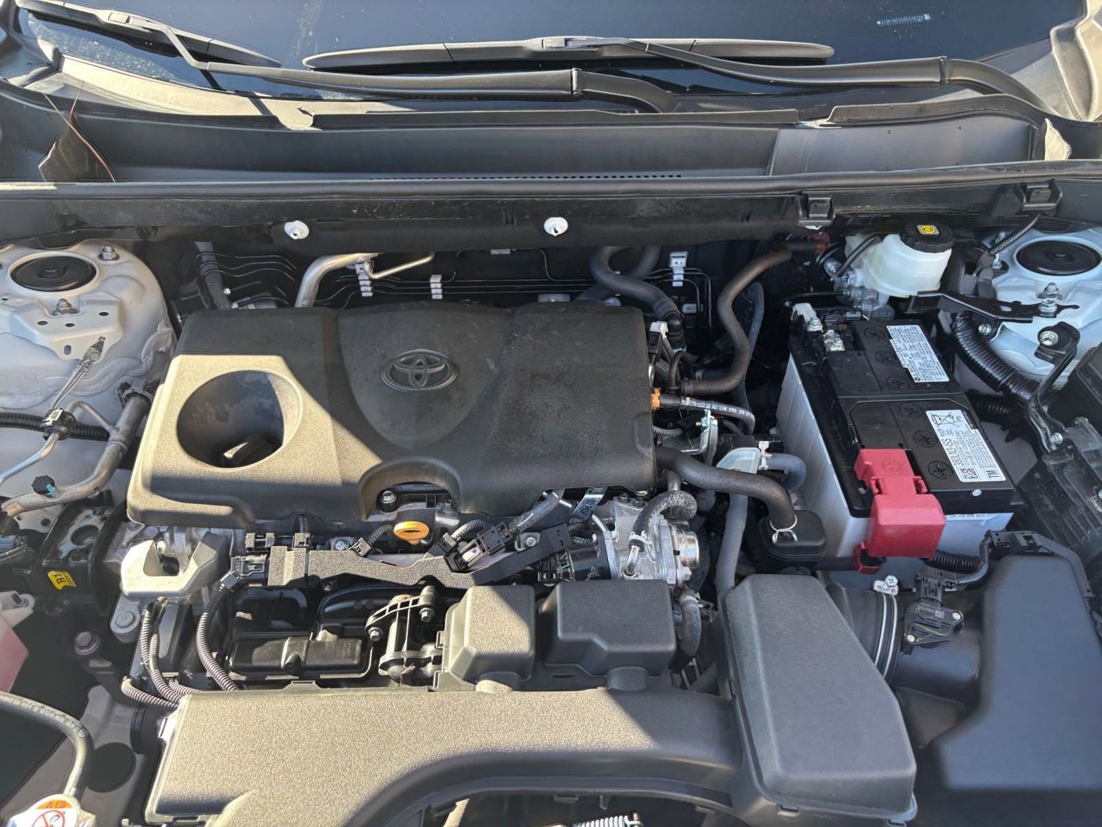 Thumbnail: 2025 Toyota RAV4 - 32