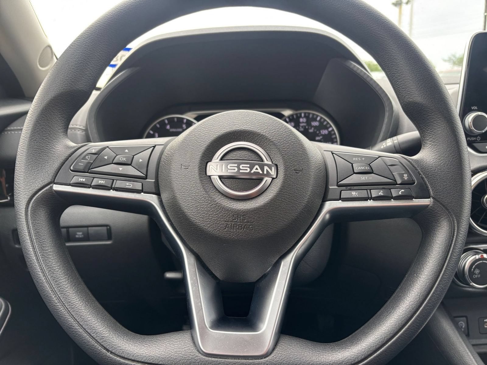 Thumbnail: 2025 Nissan Sentra - 25