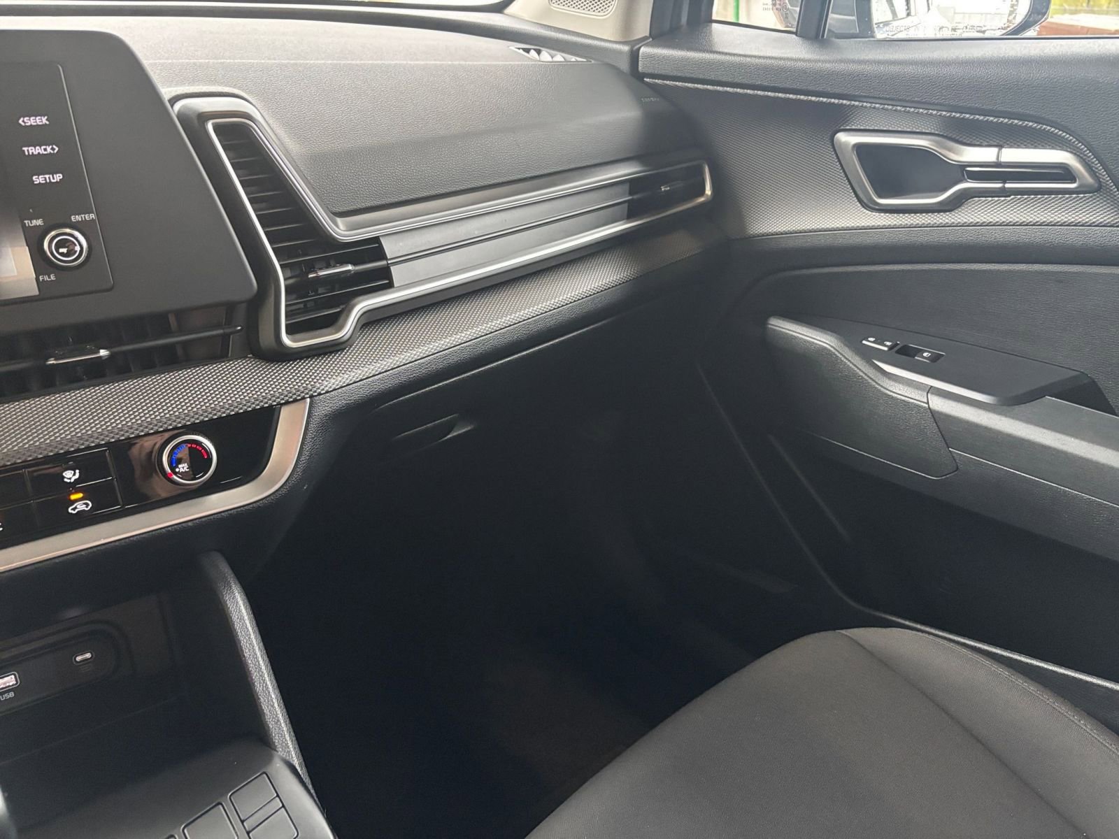 Thumbnail: 2025 Kia Sportage - 34