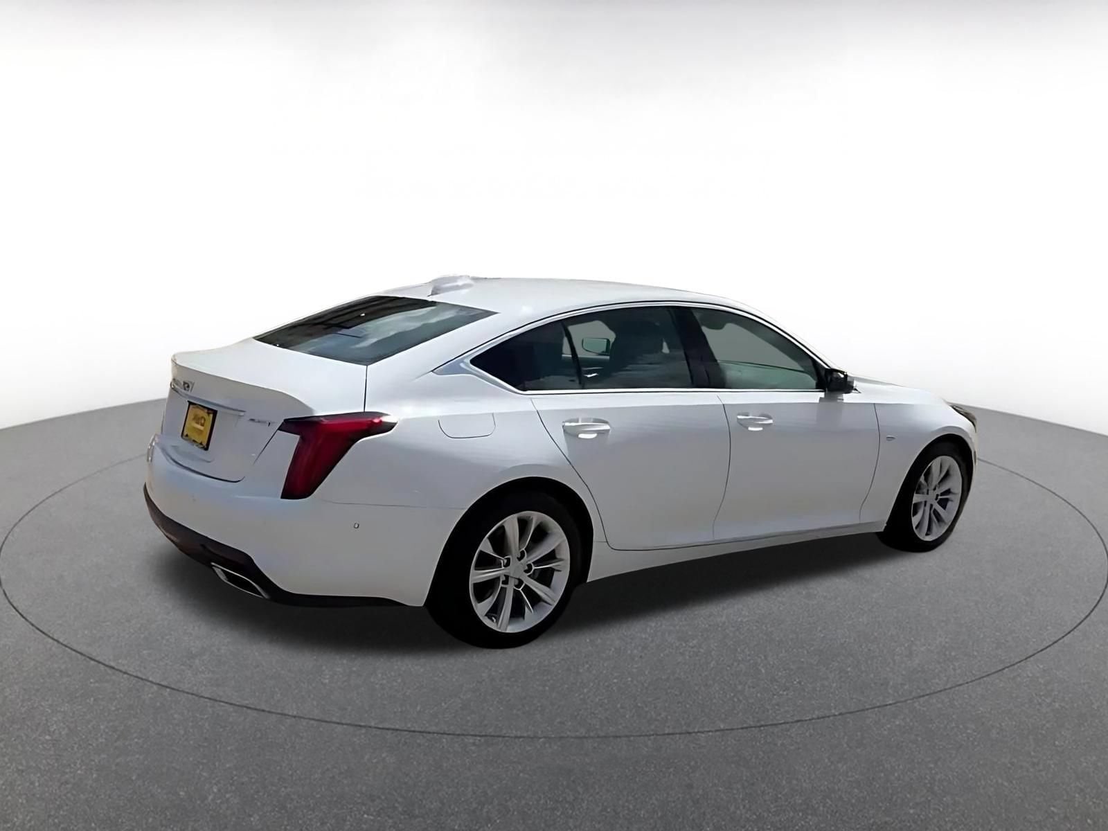 Thumbnail: 2026 Cadillac CT5 - 14