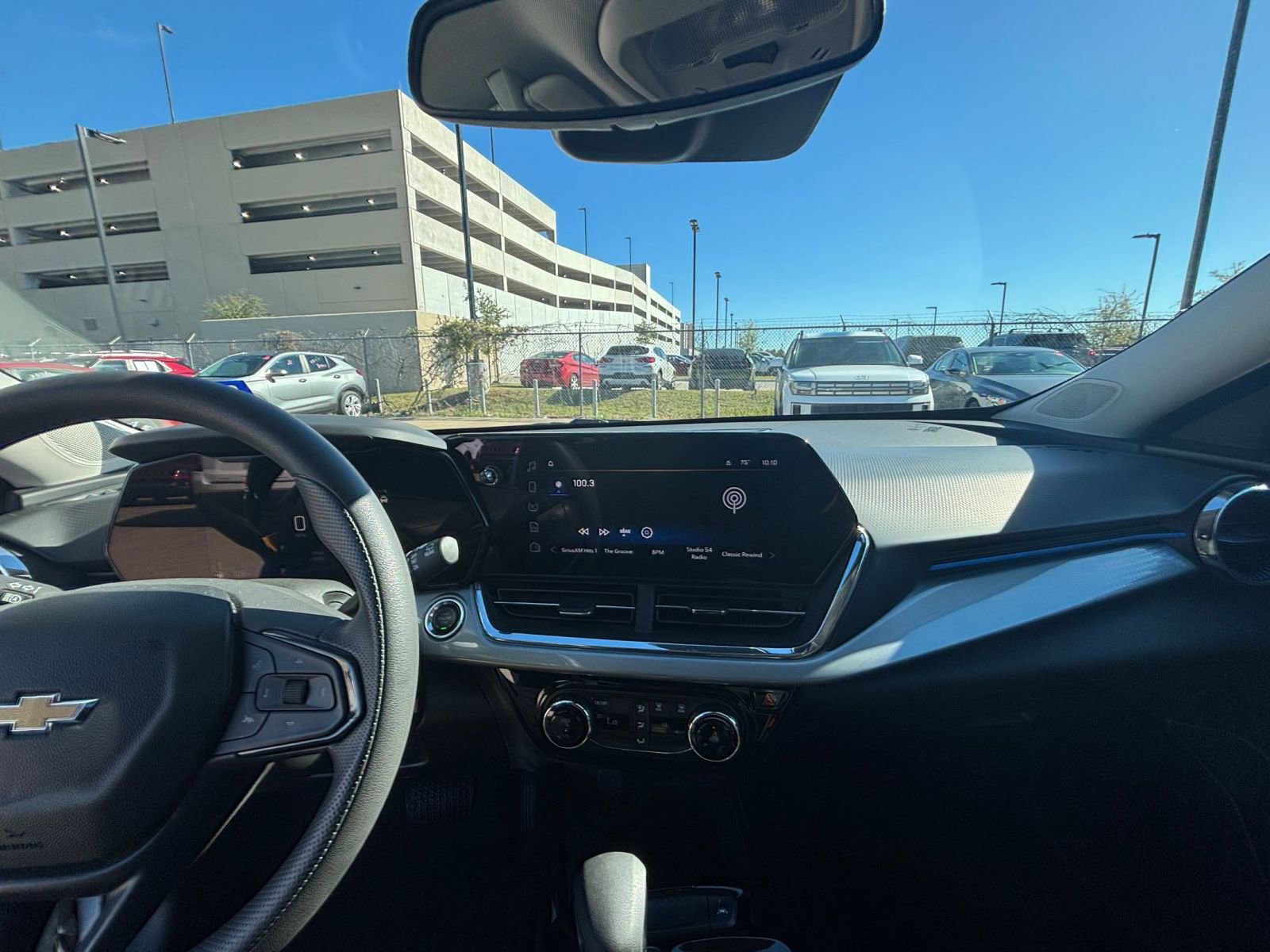 Thumbnail: 2025 Chevrolet Trax - 31