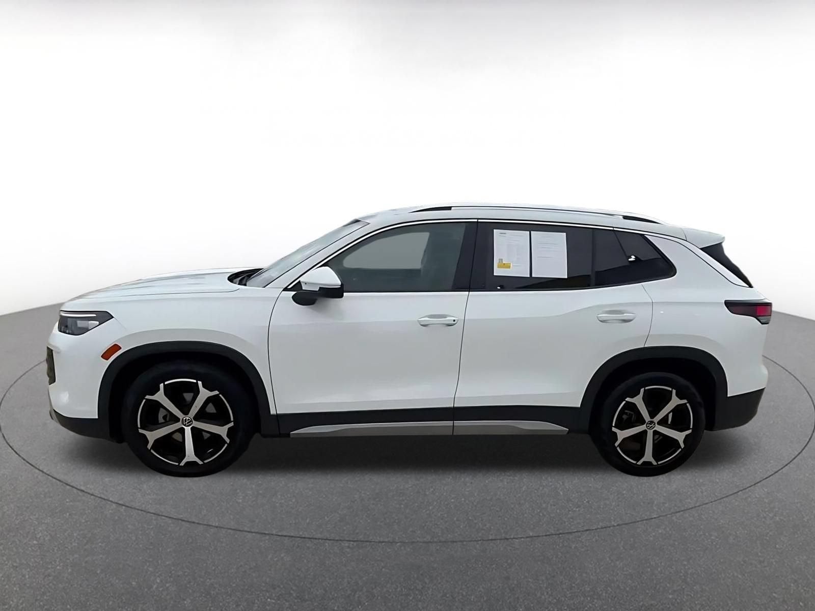 Thumbnail: 2026 Volkswagen Tiguan - 8