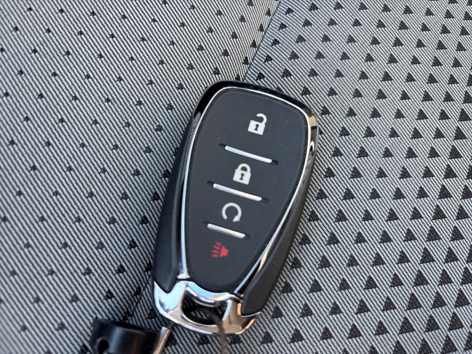 Thumbnail: 2025 Chevrolet Trax - 23