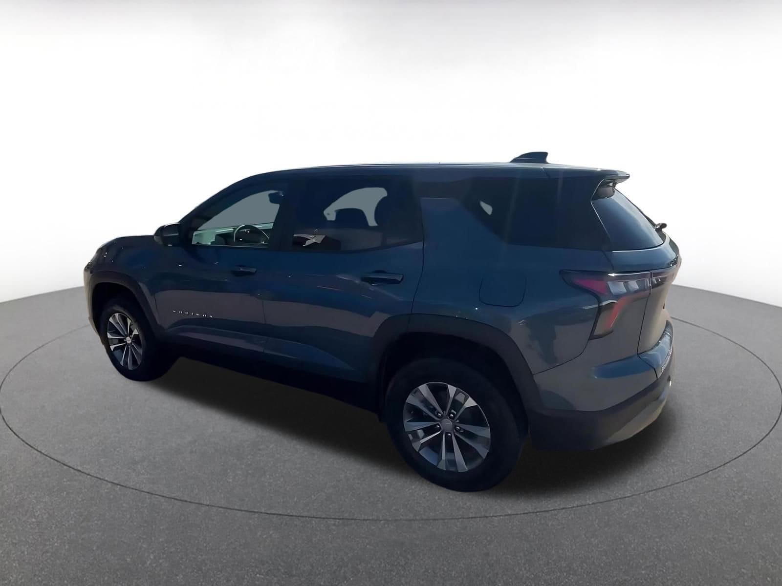 Thumbnail: 2025 Chevrolet Equinox - 10