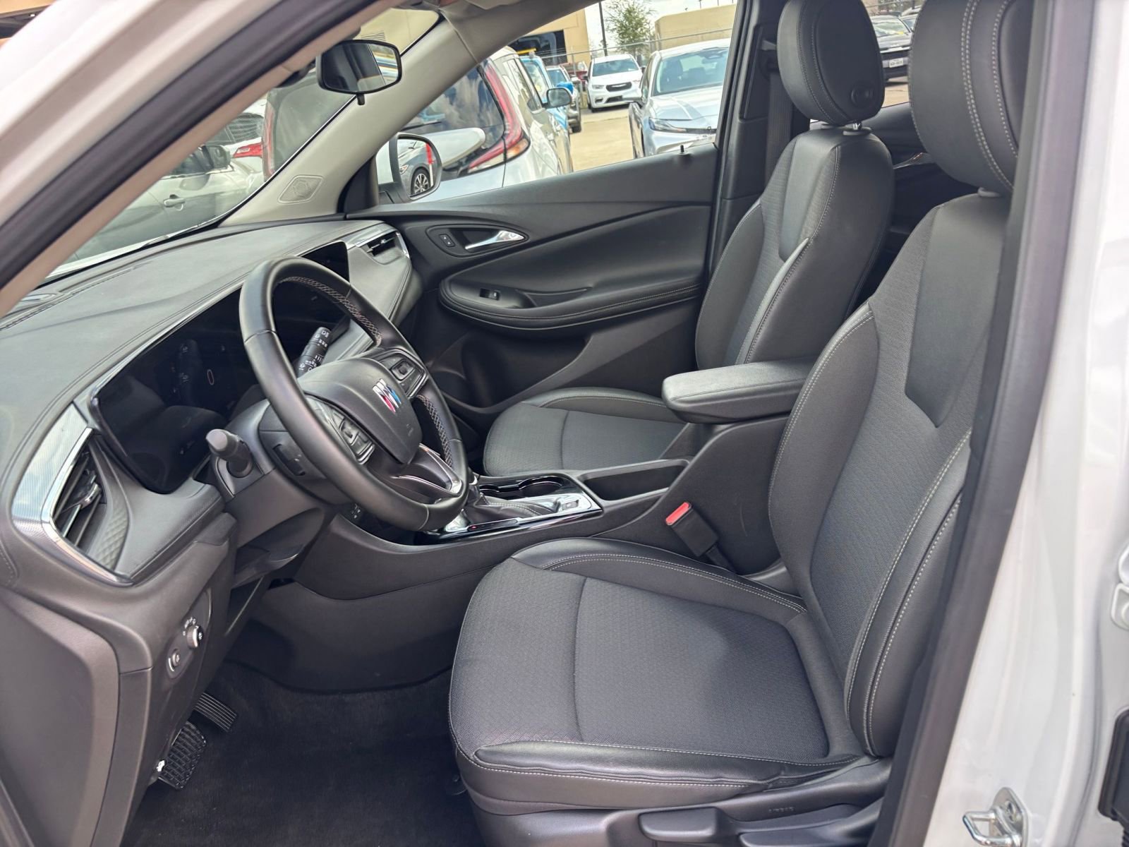 Thumbnail: 2025 Buick Encore GX - 25