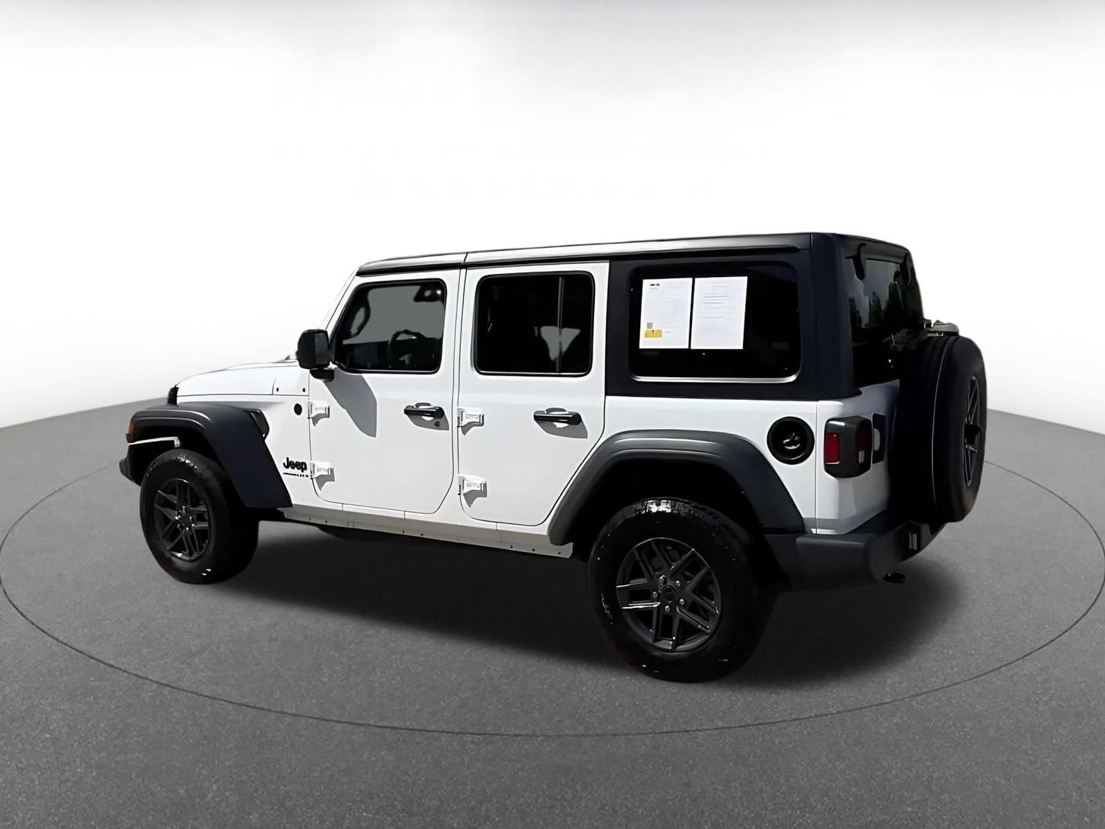 Thumbnail: 2025 Jeep Wrangler - 10