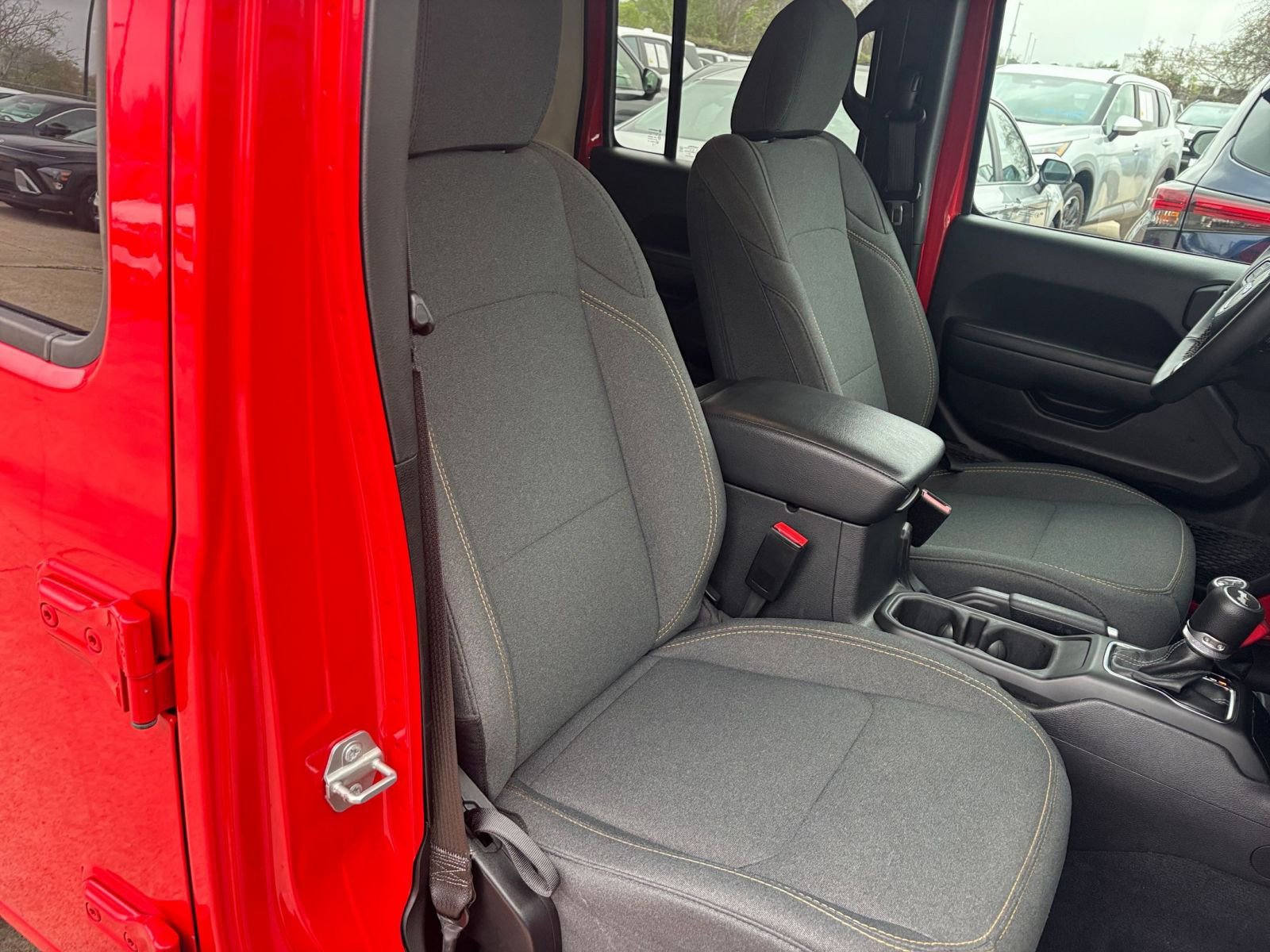 Thumbnail: 2025 Jeep Wrangler - 35