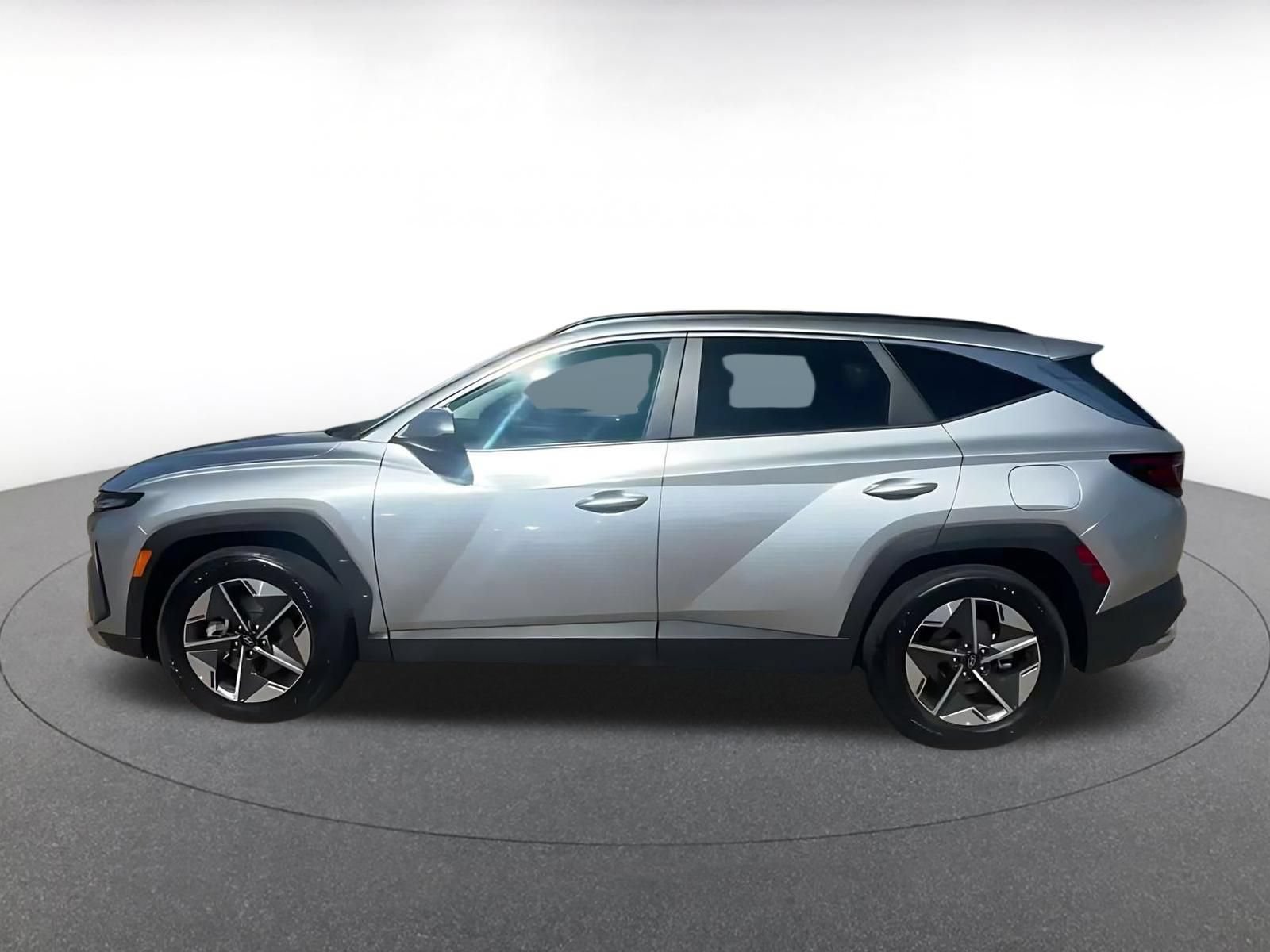Thumbnail: 2025 Hyundai Tucson - 8
