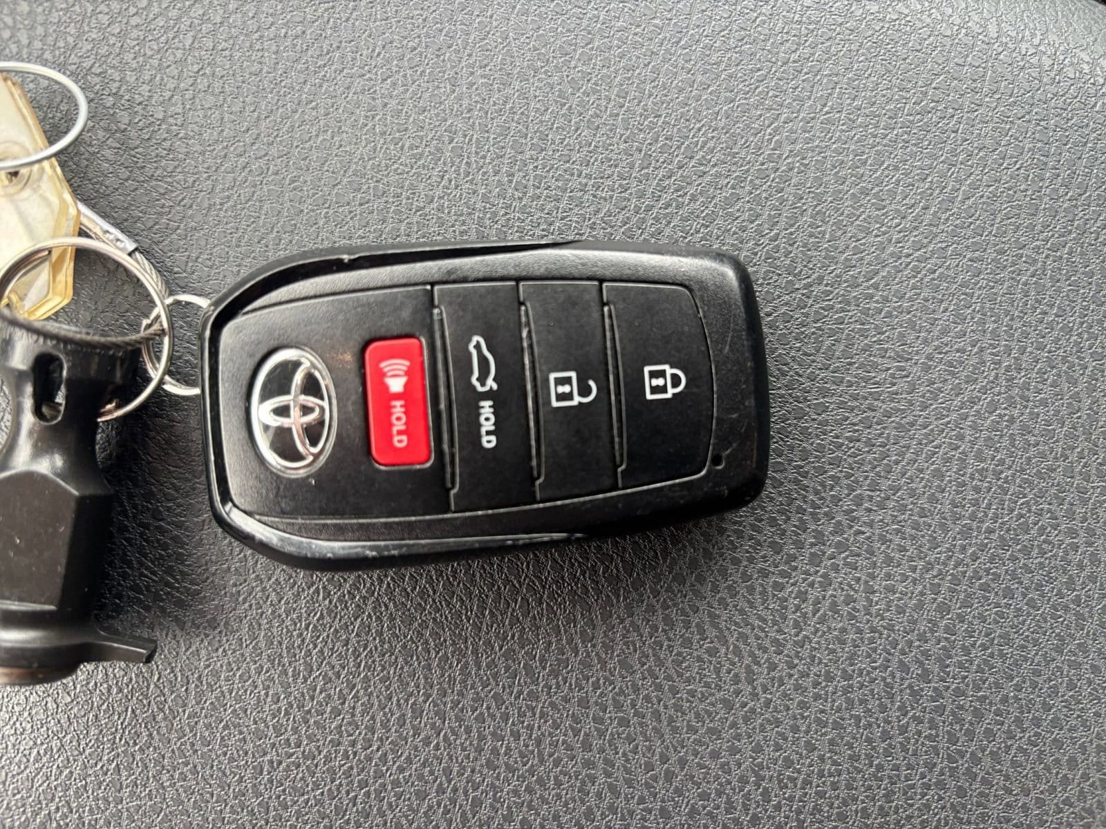 Thumbnail: 2025 Toyota Camry - 22