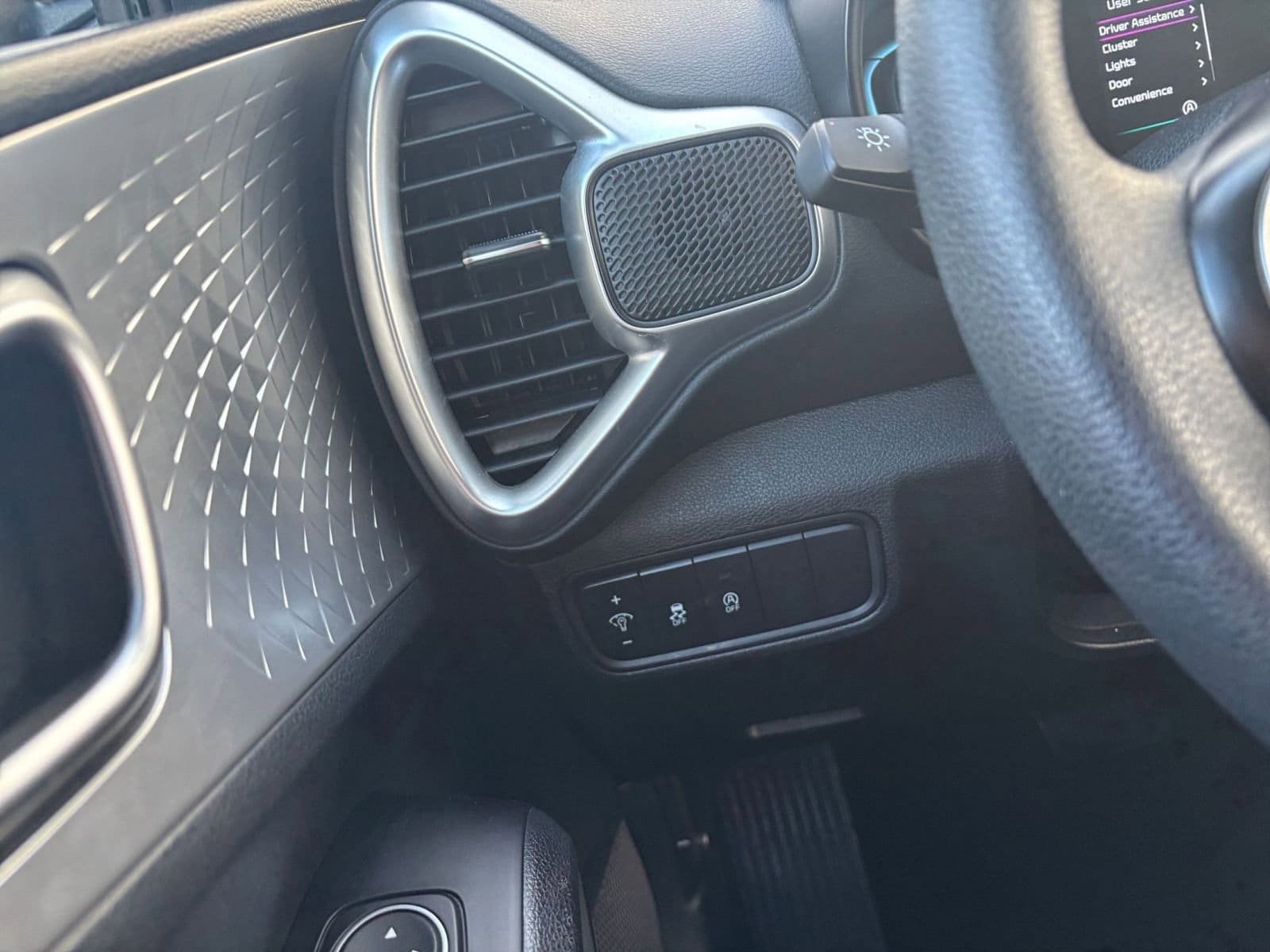 Thumbnail: 2025 Kia Soul - 32