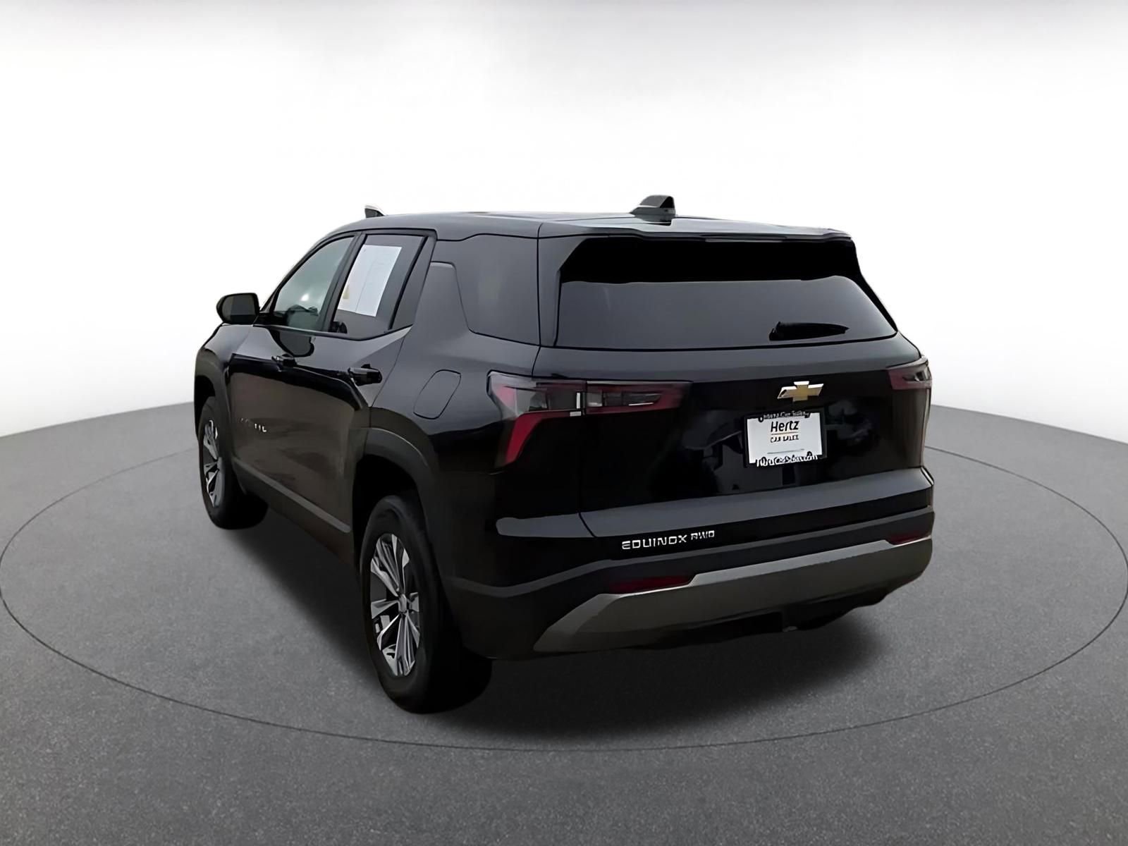 Thumbnail: 2025 Chevrolet Equinox - 10