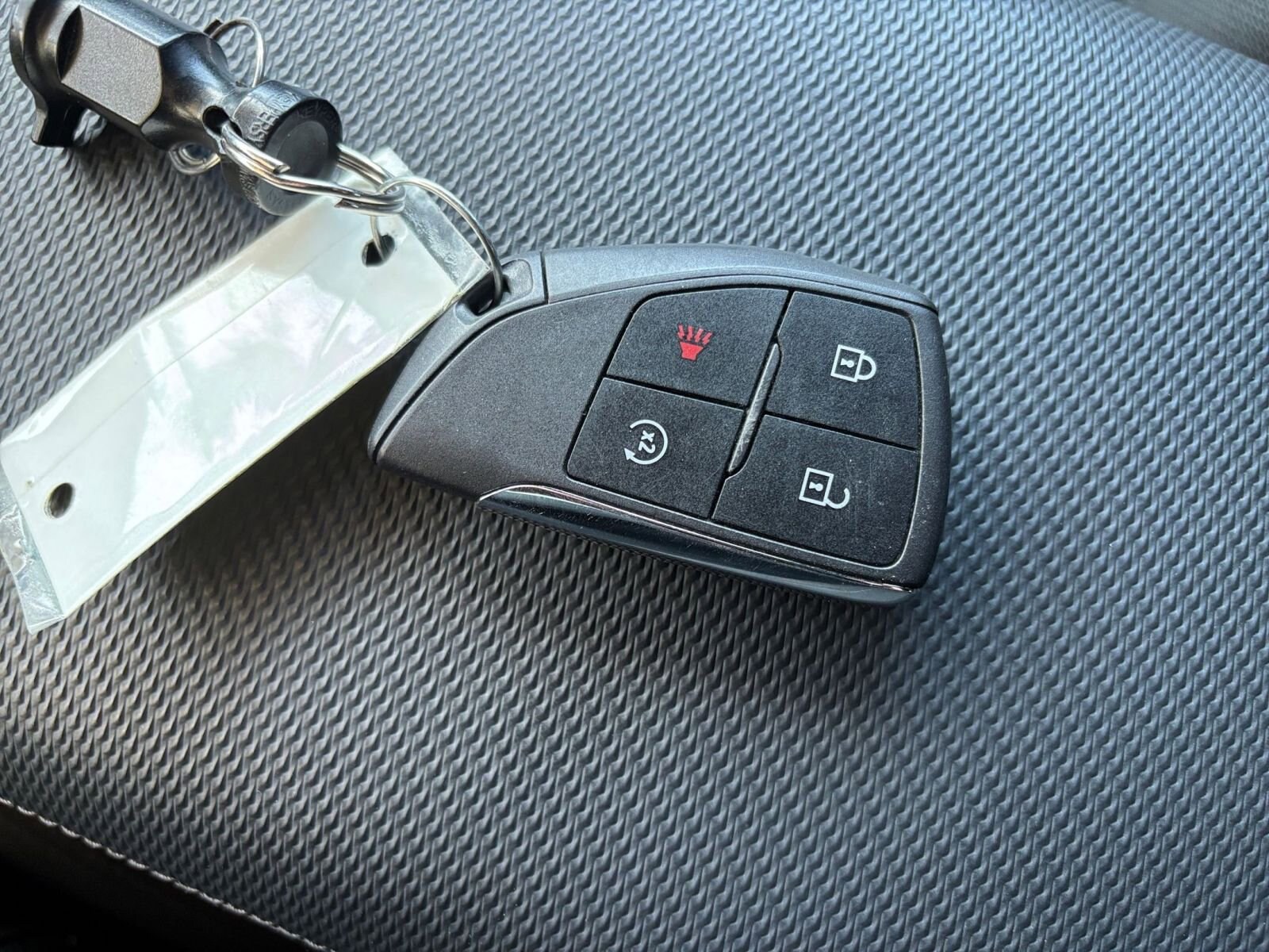 Thumbnail: 2025 Chevrolet Equinox - 25