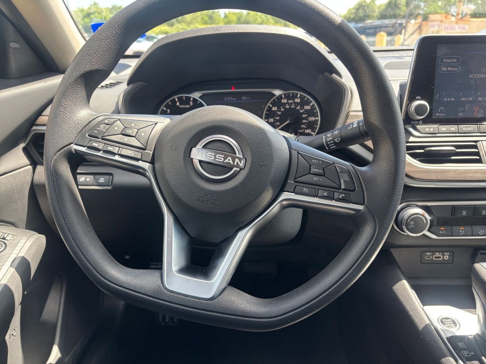 Thumbnail: 2025 Nissan Altima - 28