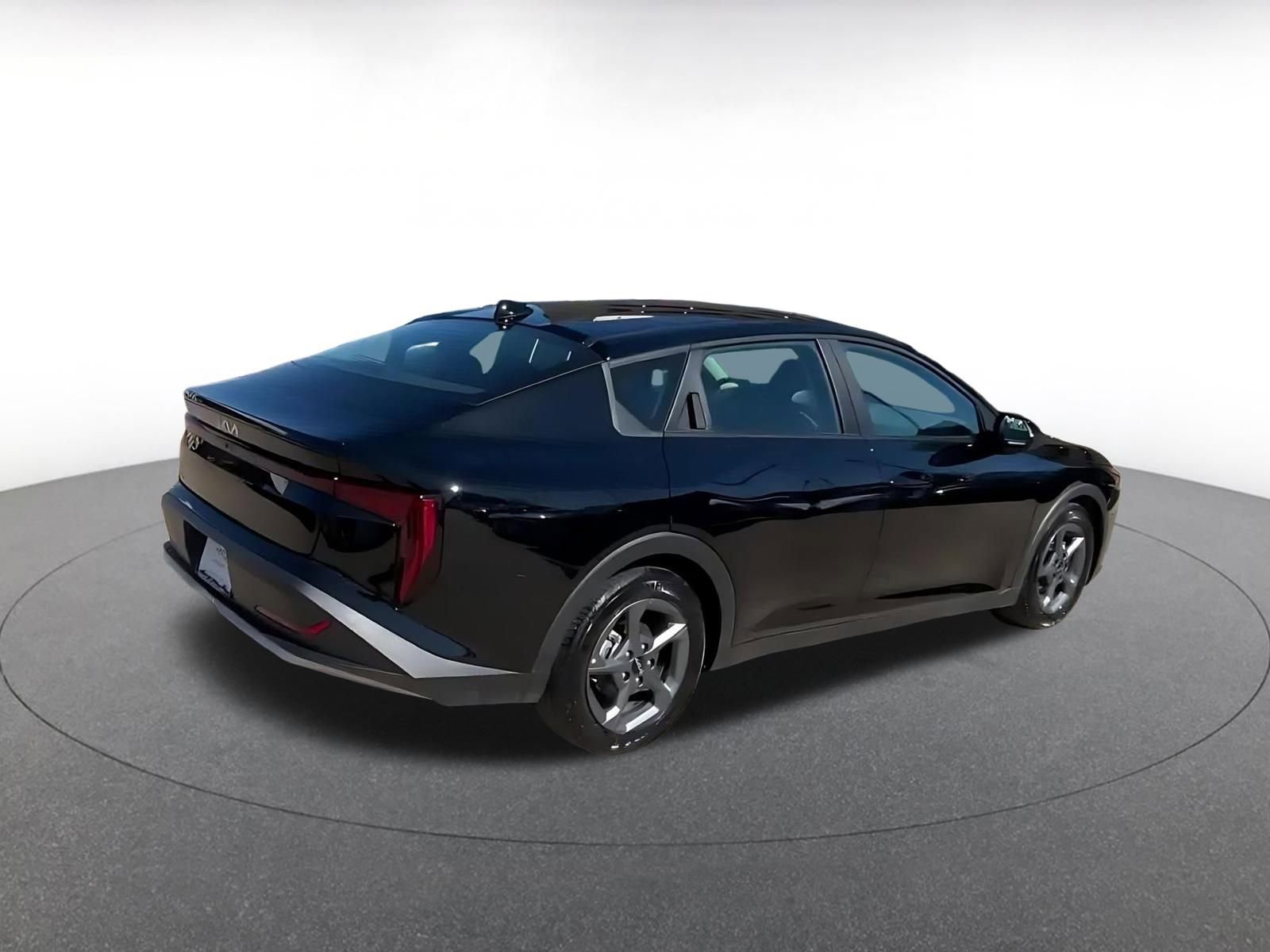 Thumbnail: 2025 Kia K4 - 15