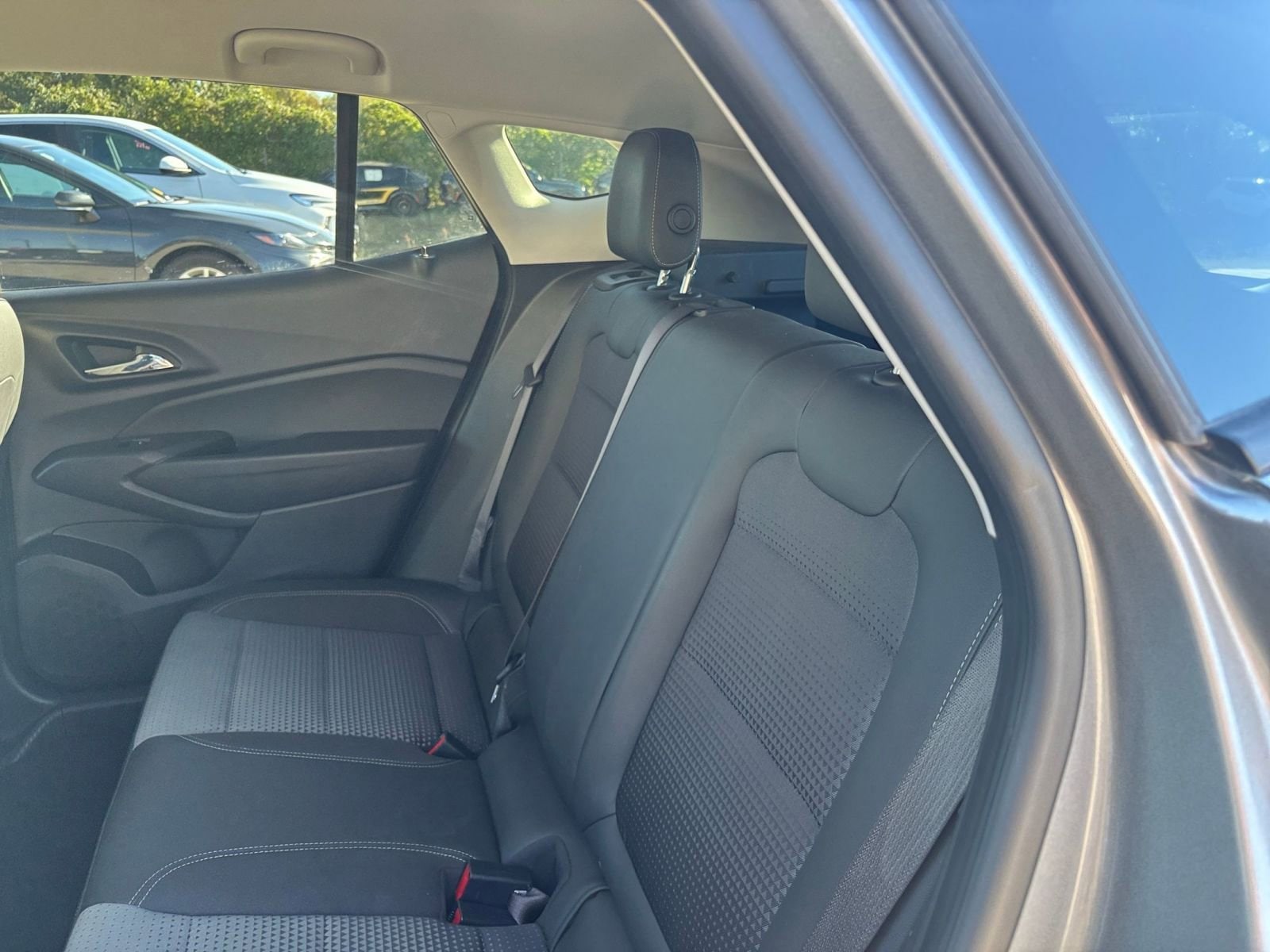 Thumbnail: 2025 Chevrolet Trax - 23