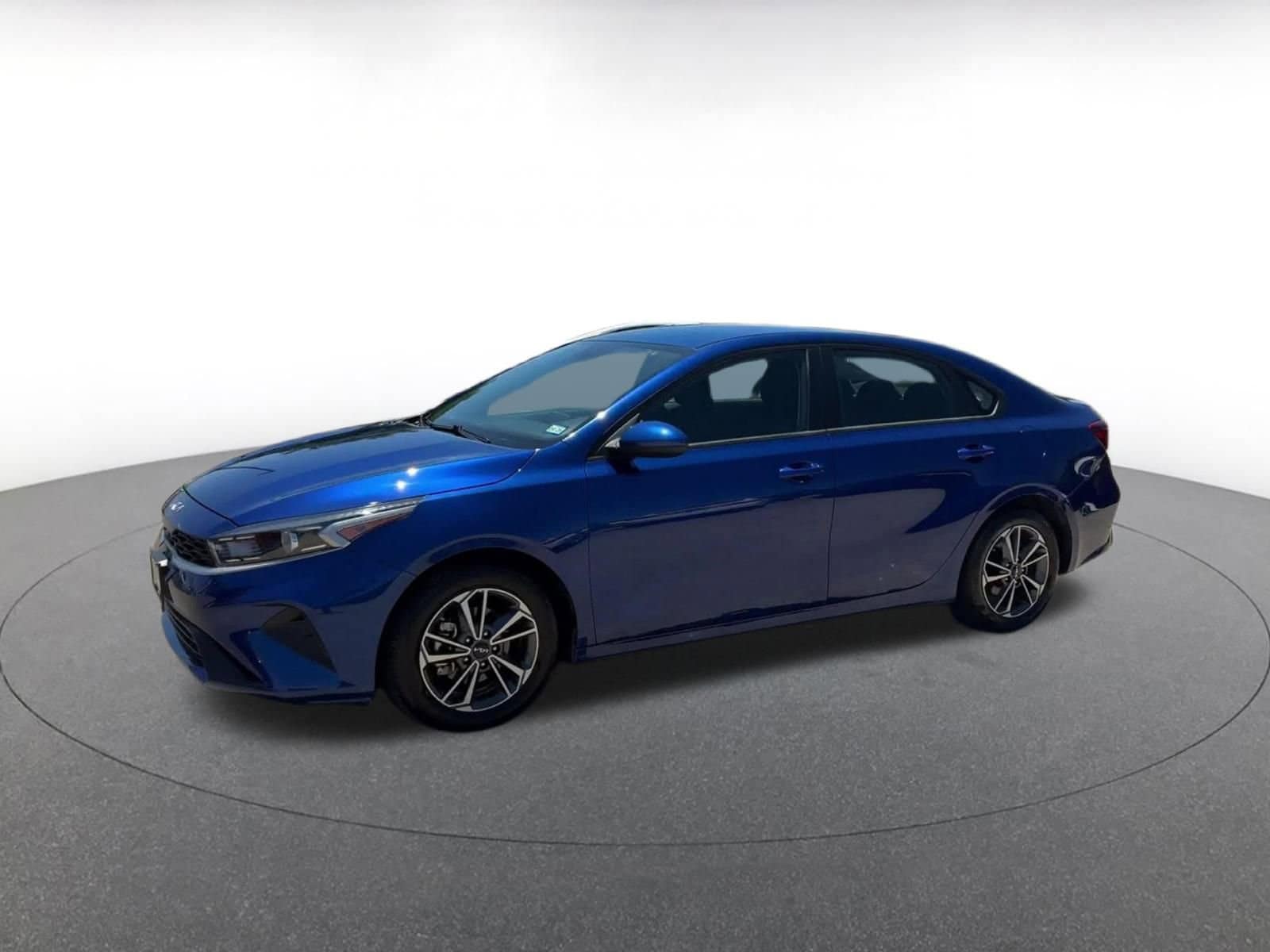 Thumbnail: 2023 Kia Forte - 6